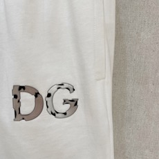 P杜嘉班纳🔥🔥高端定制 2025春夏新款首发专柜最新款短袖短裤休闲套装 重工凹凸图案设计 领子袖子做破洞 P杜嘉班纳🔥🔥高端定制 2025春夏新款首发专柜最新款短袖短裤休闲套装 重工凹凸图案设计 领子袖子做破洞