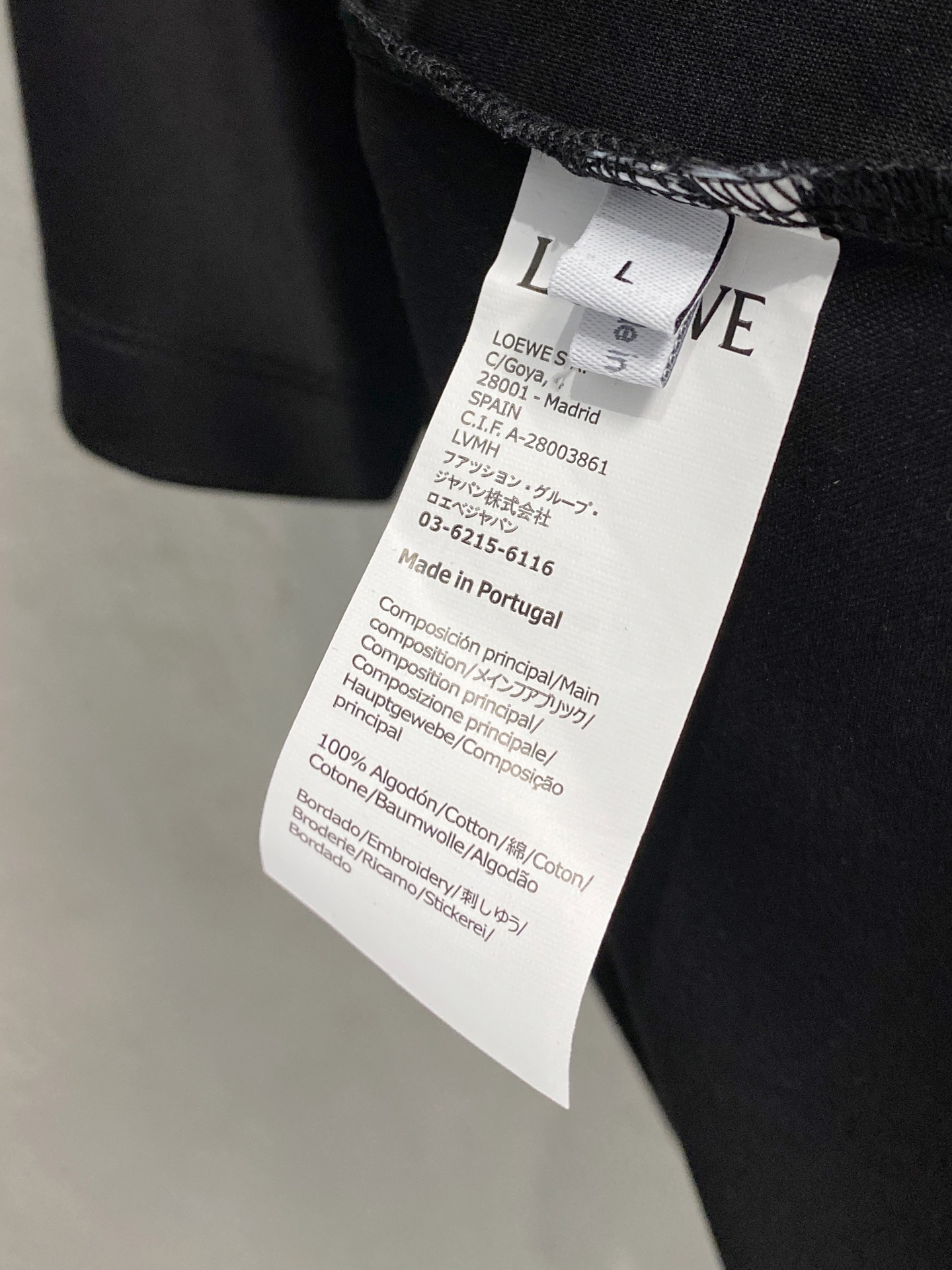  路易威登 2025春夏新款首发专柜最新款圆领短袖 高端订制 设计前卫时尚！品牌logo重工艺设计 高端