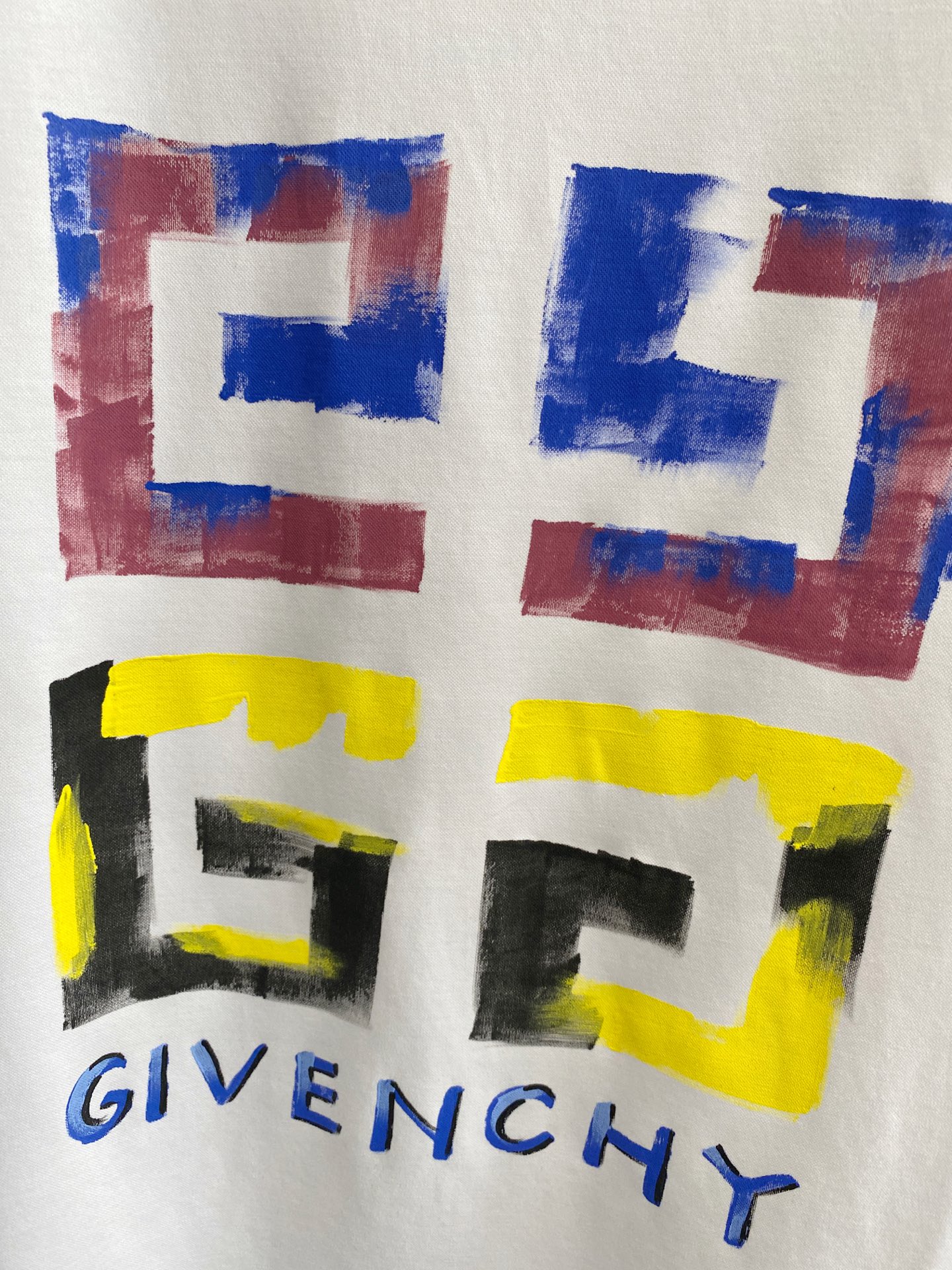  纪梵希 2025春夏新款首发专柜最新款圆领短袖 高端订制 设计前卫时尚！品牌logo重工艺设计 高端定