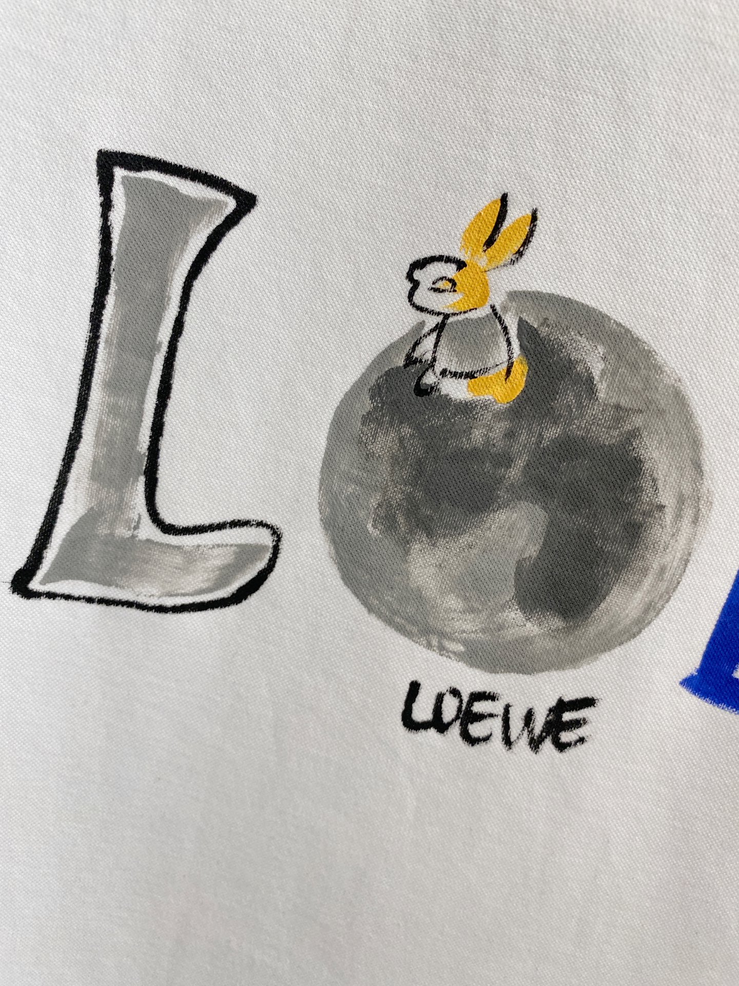  路易威登 2025春夏新款首发专柜最新款圆领短袖 高端订制 设计前卫时尚！品牌logo重工艺设计 高端