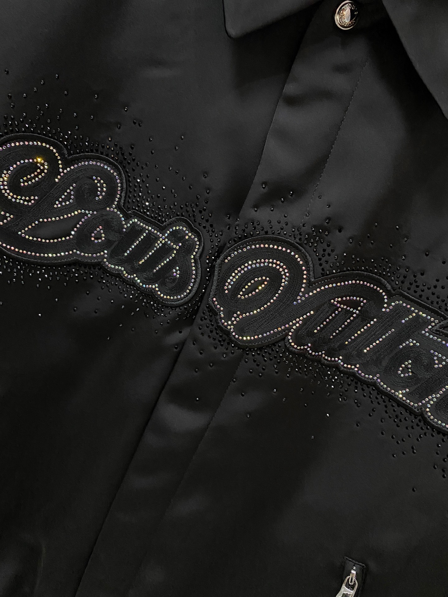  顶级版本
lv家官网同款，三标齐全！2025新款男士夹克外套，时尚休闲高端版本！专柜定制面料 透气舒适