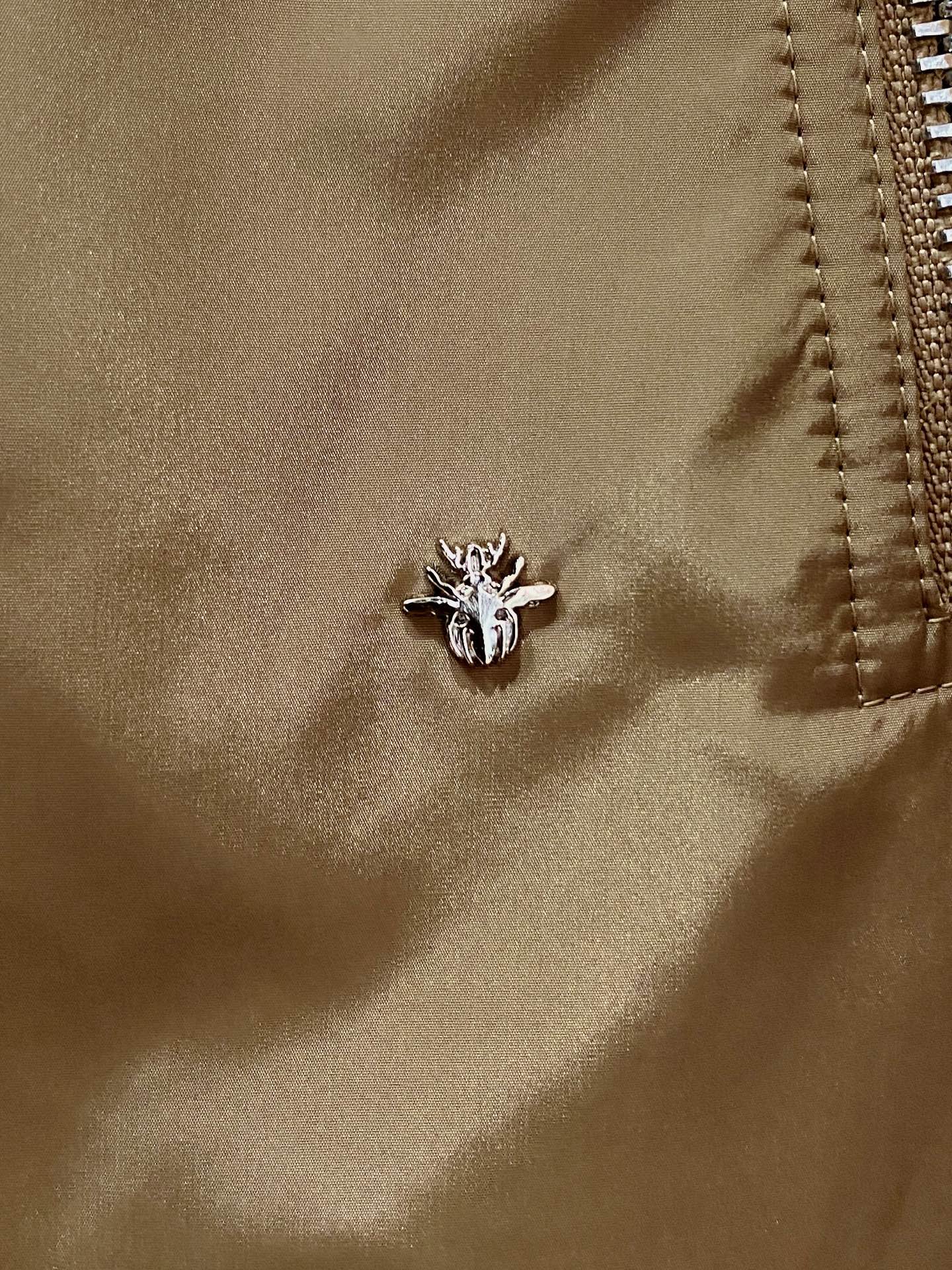 
Diro 官网同款，三标齐全！2025秋冬新款男士夹克外套，时尚休闲高端版本！专柜定制面料 透气舒适度