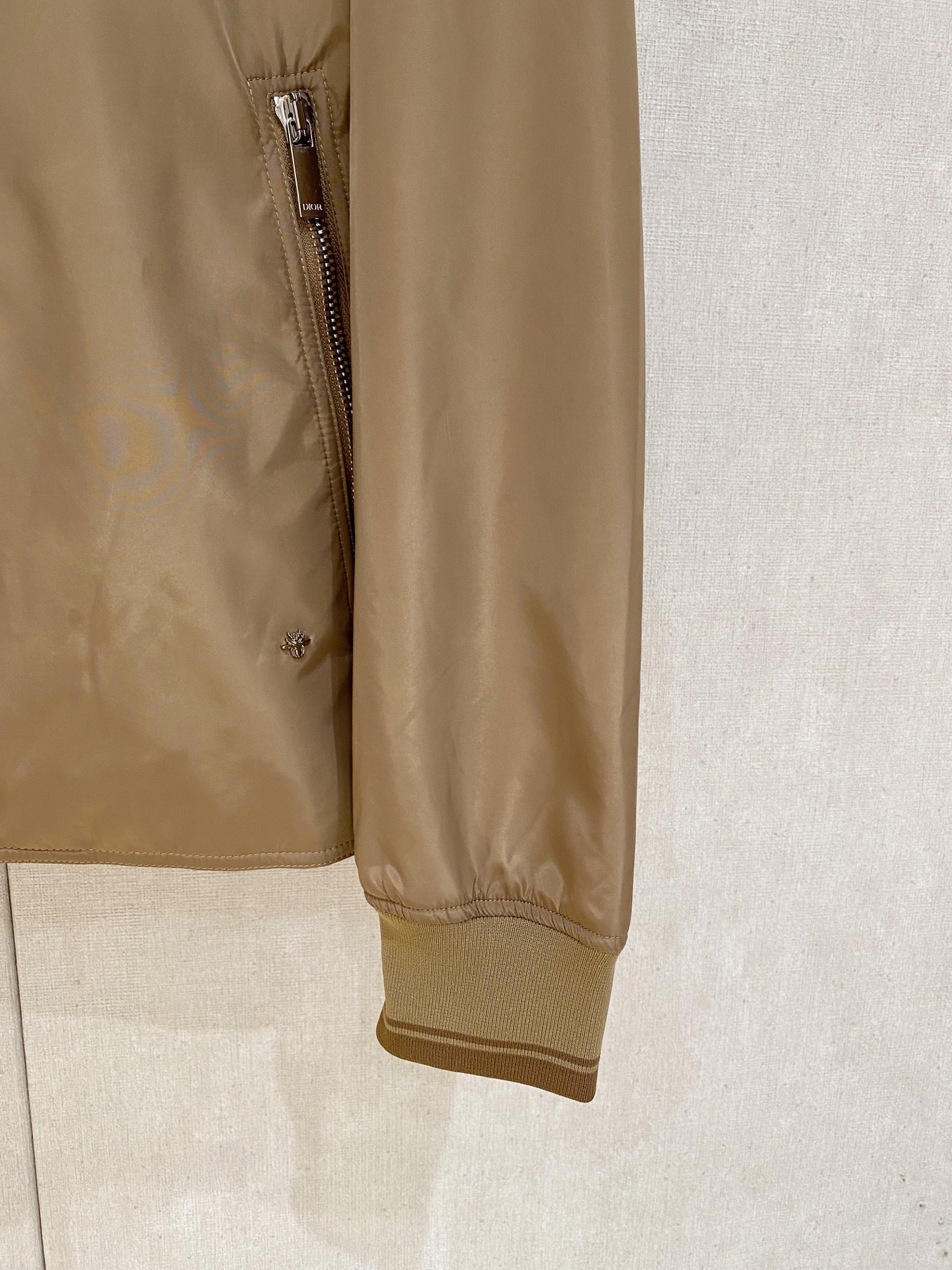 
Diro 官网同款，三标齐全！2025秋冬新款男士夹克外套，时尚休闲高端版本！专柜定制面料 透气舒适度