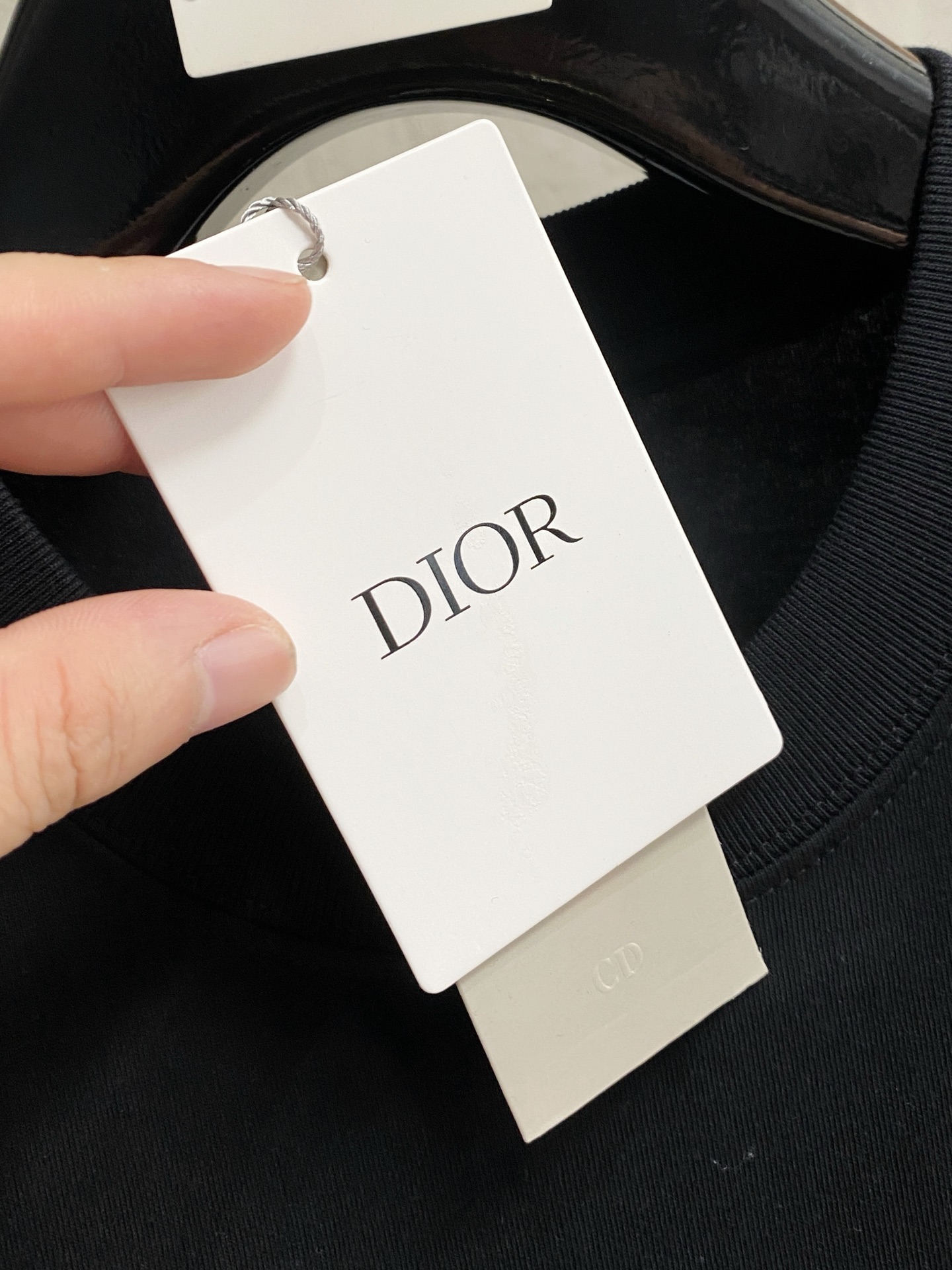 高版本 迪奥 2025新款经典圆领短袖，时尚百搭经典元素打造精致工艺专柜面料，顶级元素融合打造，经典短袖