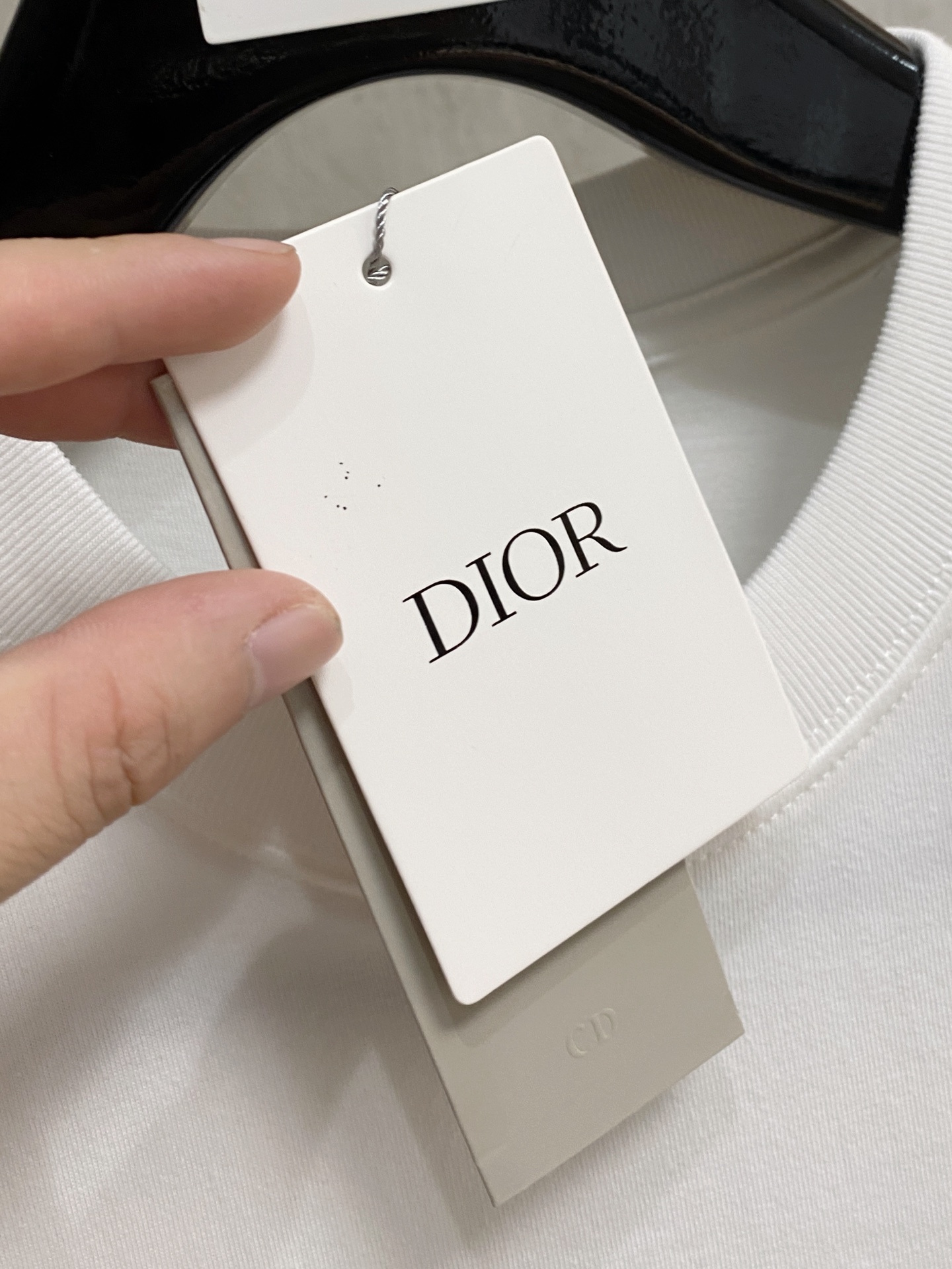 高版本 迪奥 2025新款经典圆领短袖，时尚百搭经典元素打造精致工艺专柜面料，顶级元素融合打造，经典短袖