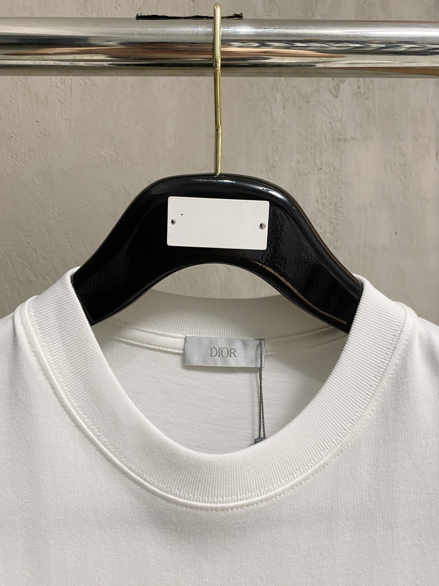 高版本 迪奥 2025新款经典圆领短袖，时尚百搭经典元素打造精致工艺专柜面料，顶级元素融合打造，经典短袖