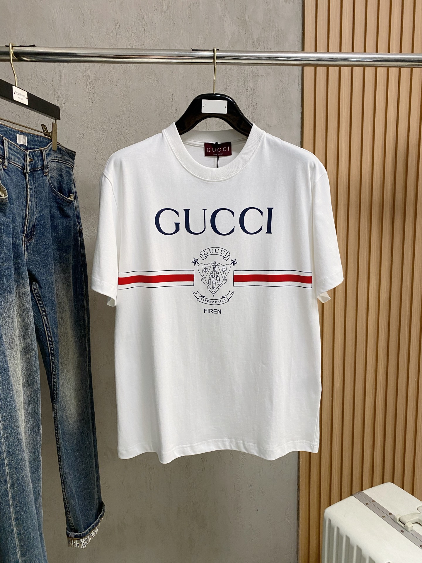 高版本 古驰 2025新款经典圆领短袖，时尚百搭经典元素打造精致工艺专柜面料，顶级元素融合打造，经典短袖