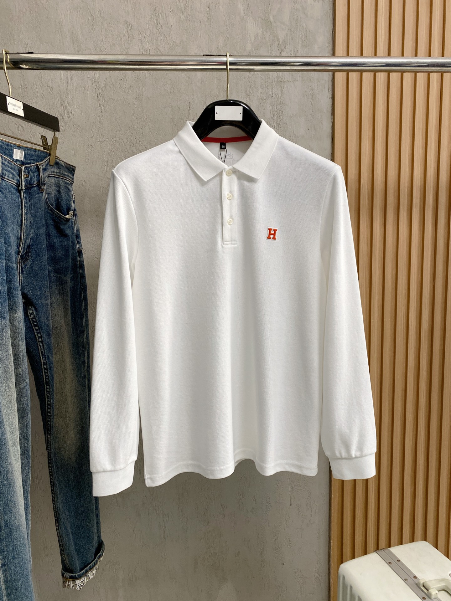 Hermès Men's Long Sleeve Polo Shirt with Embroidered Logo - Soft Cotton 1 i1755365313044 480 0 0