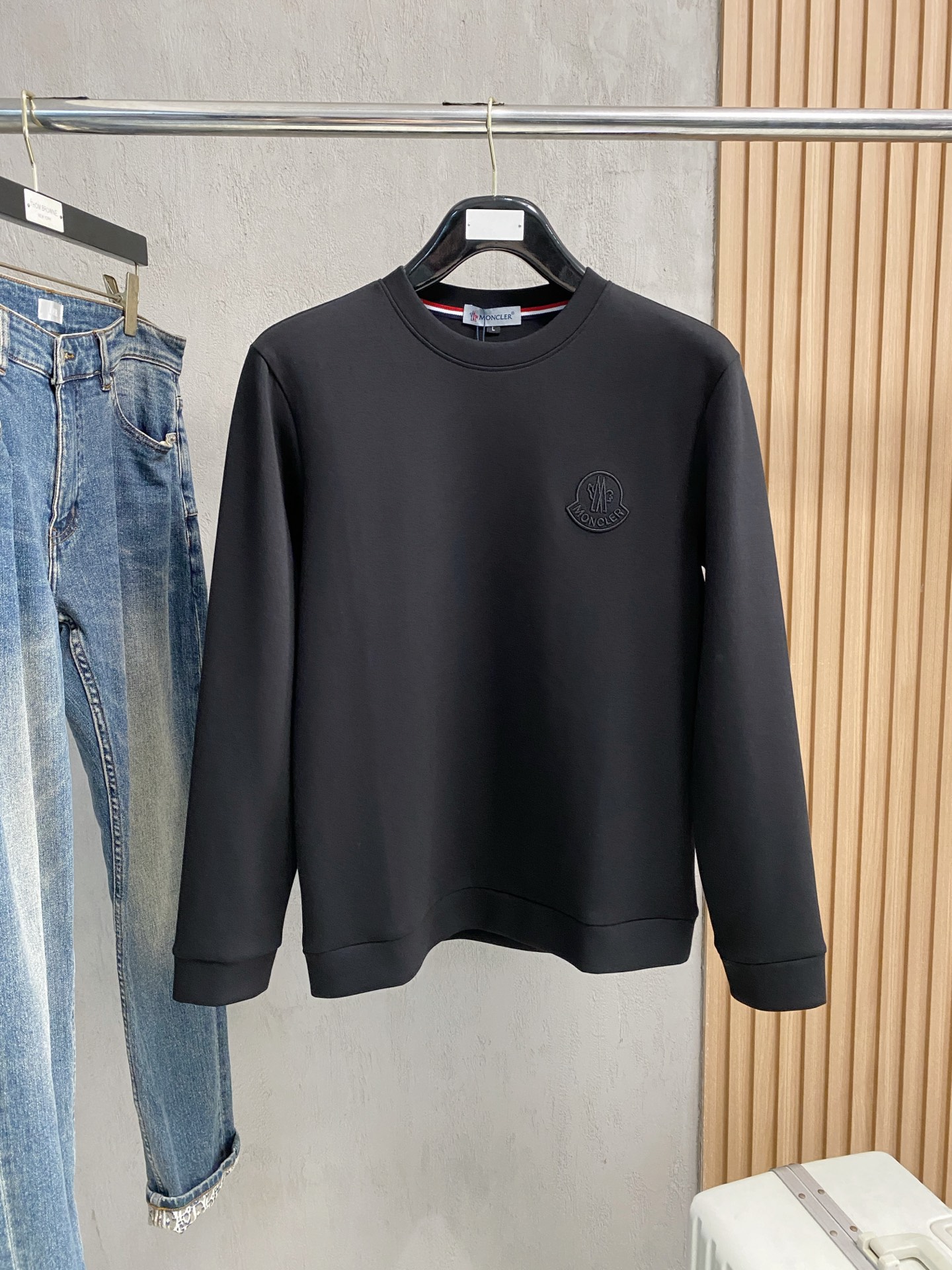 蒙口 2025 秋冬新款卫衣面料：丝光莫代尔棉颜色：多颜色尺码：M-4XL