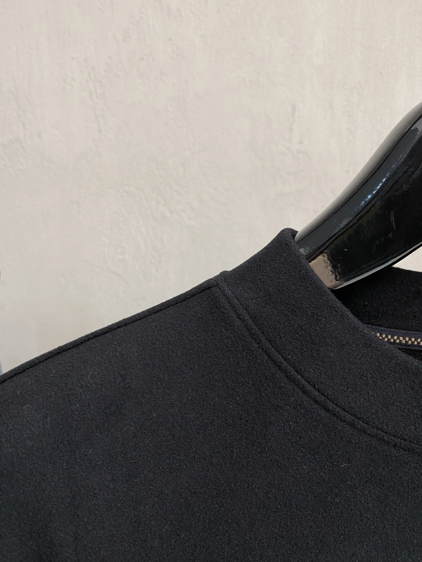 lP🆕 1925秋冬新款.加厚加绒打底单穿长袖T袖卫订制加厚面料.前后工艺细节特别好，高级十足，与专柜同