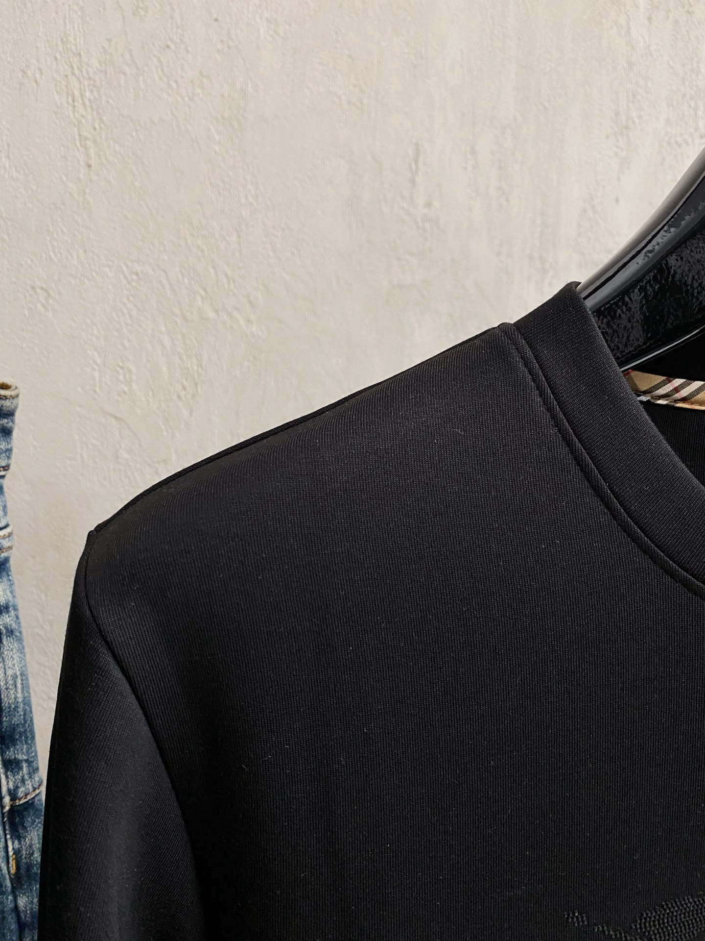 巴宝莉 2025 秋冬新款卫衣面料：丝光莫代尔棉颜色：多颜色尺码：M-4XL