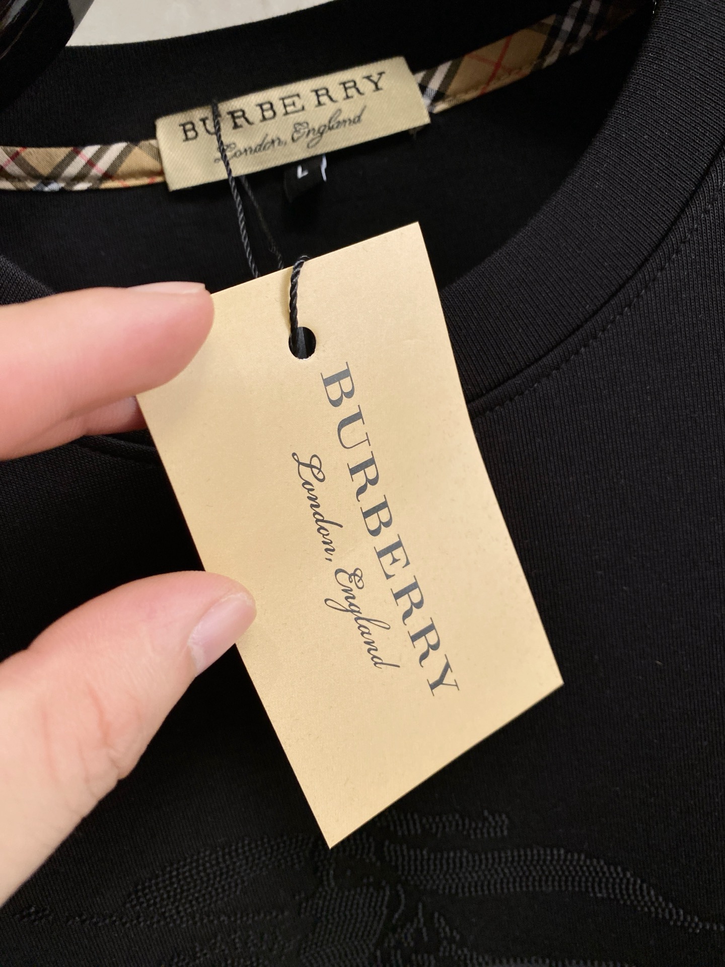 巴宝莉 2025 秋冬新款卫衣面料：丝光莫代尔棉颜色：多颜色尺码：M-4XL