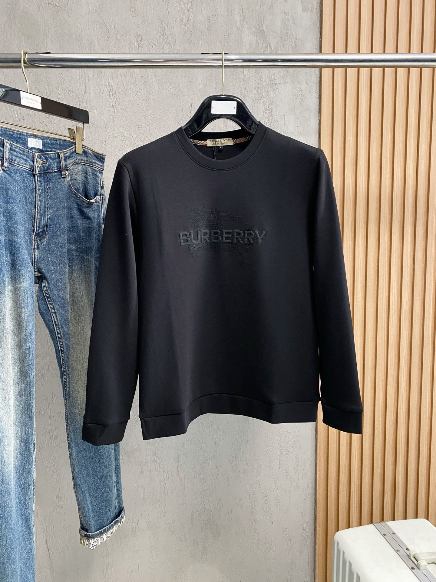 巴宝莉 2025 秋冬新款卫衣面料：丝光莫代尔棉颜色：多颜色尺码：M-4XL