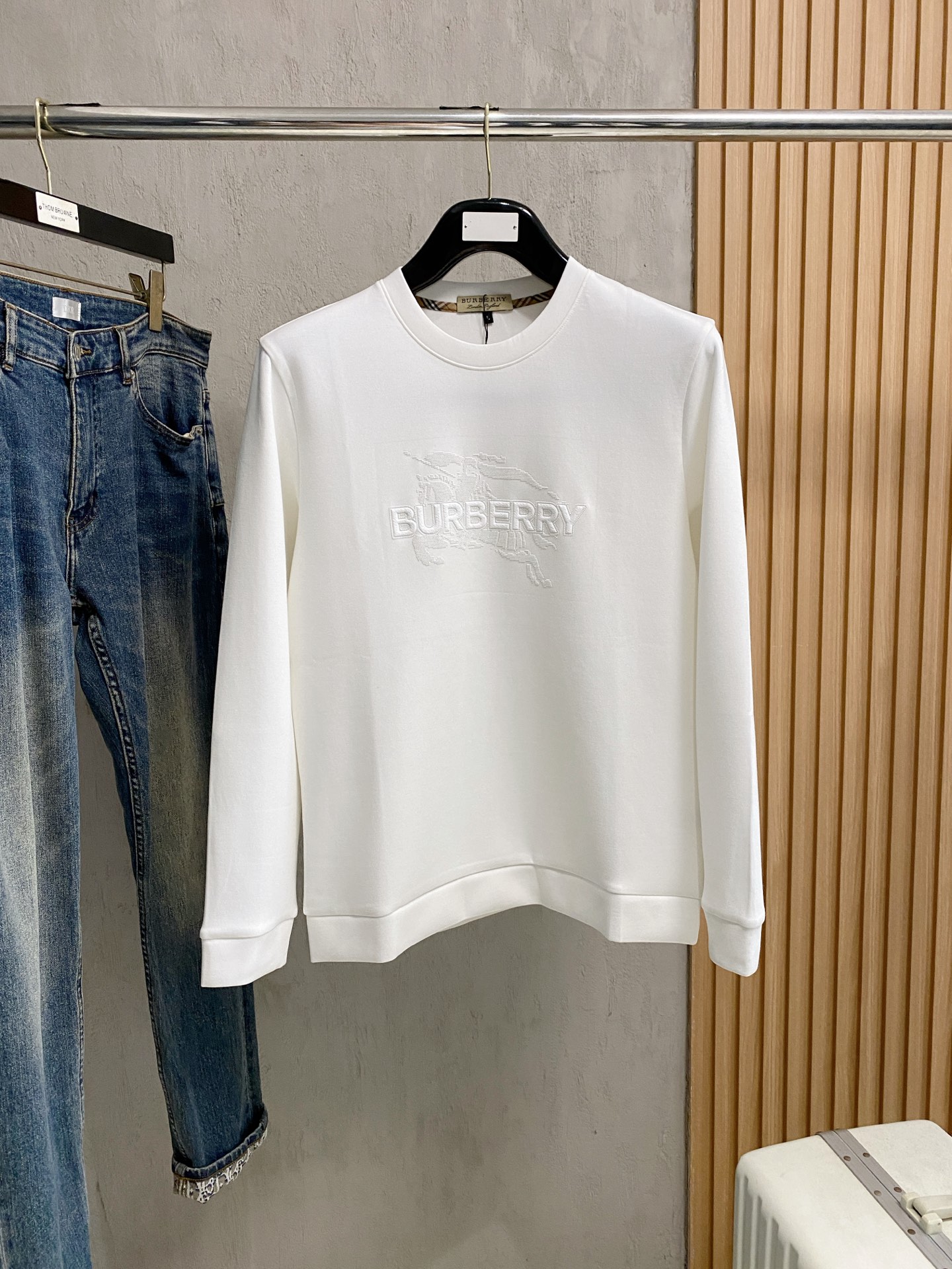 NO:531671,Burberry 2025 autumn and winter new sweatshirt fabric mercerated modal cotton multi-color size M-4XL, burberry, hoodie, sweatshirts, alexander wang19860909巴宝莉 2025 秋冬新款卫衣 面料丝光莫代尔棉 颜色多颜色 尺码M-4XL,,burberry,hoodie,sweatshirts,alexander wang,Men's clothing