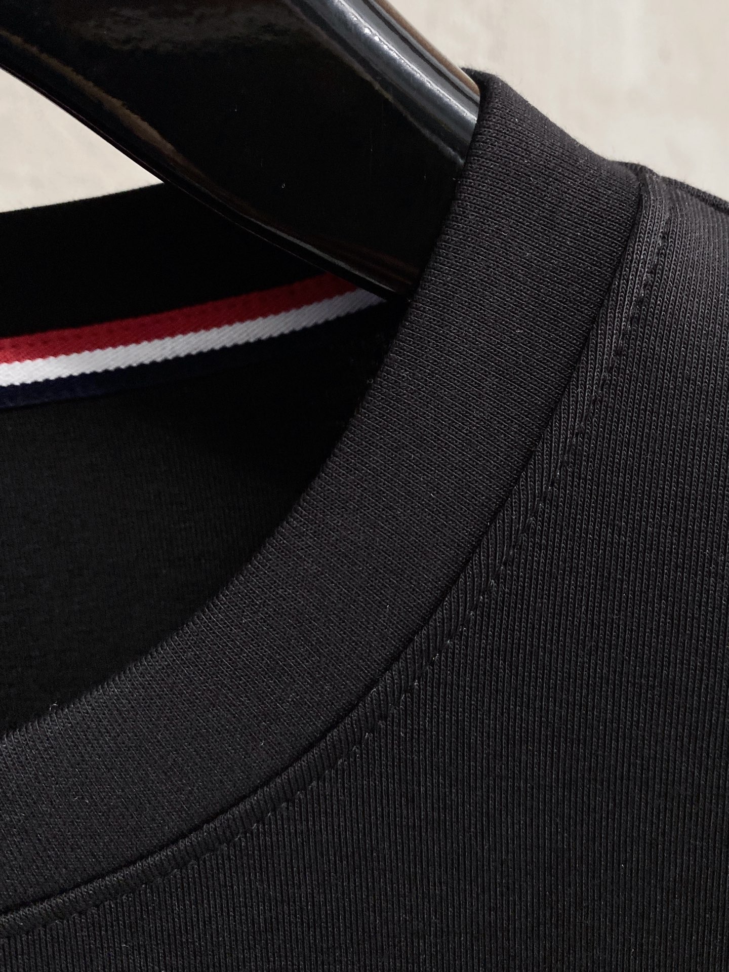 蒙口 2025 秋冬新款卫衣面料：丝光莫代尔棉颜色：多颜色尺码：M-4XL