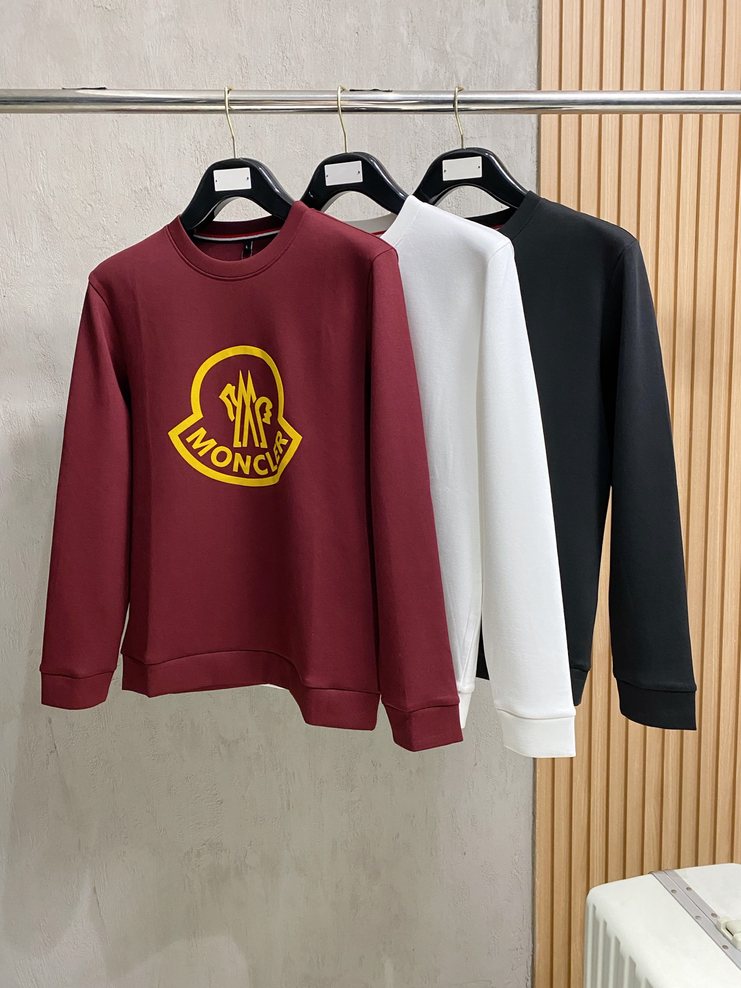 蒙口 2025 秋冬新款卫衣面料：丝光莫代尔棉颜色：多颜色尺码：M-4XL