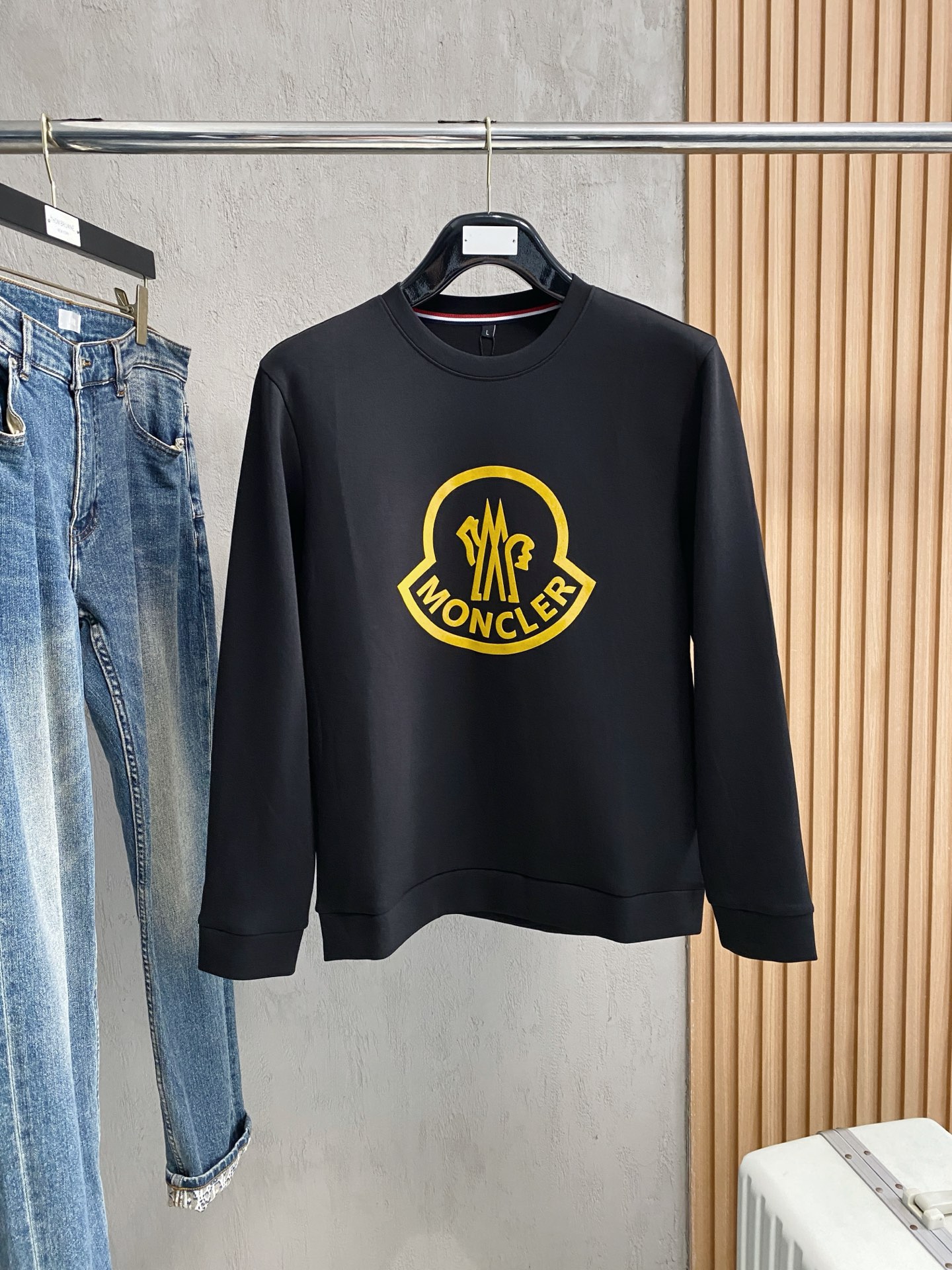 蒙口 2025 秋冬新款卫衣面料：丝光莫代尔棉颜色：多颜色尺码：M-4XL