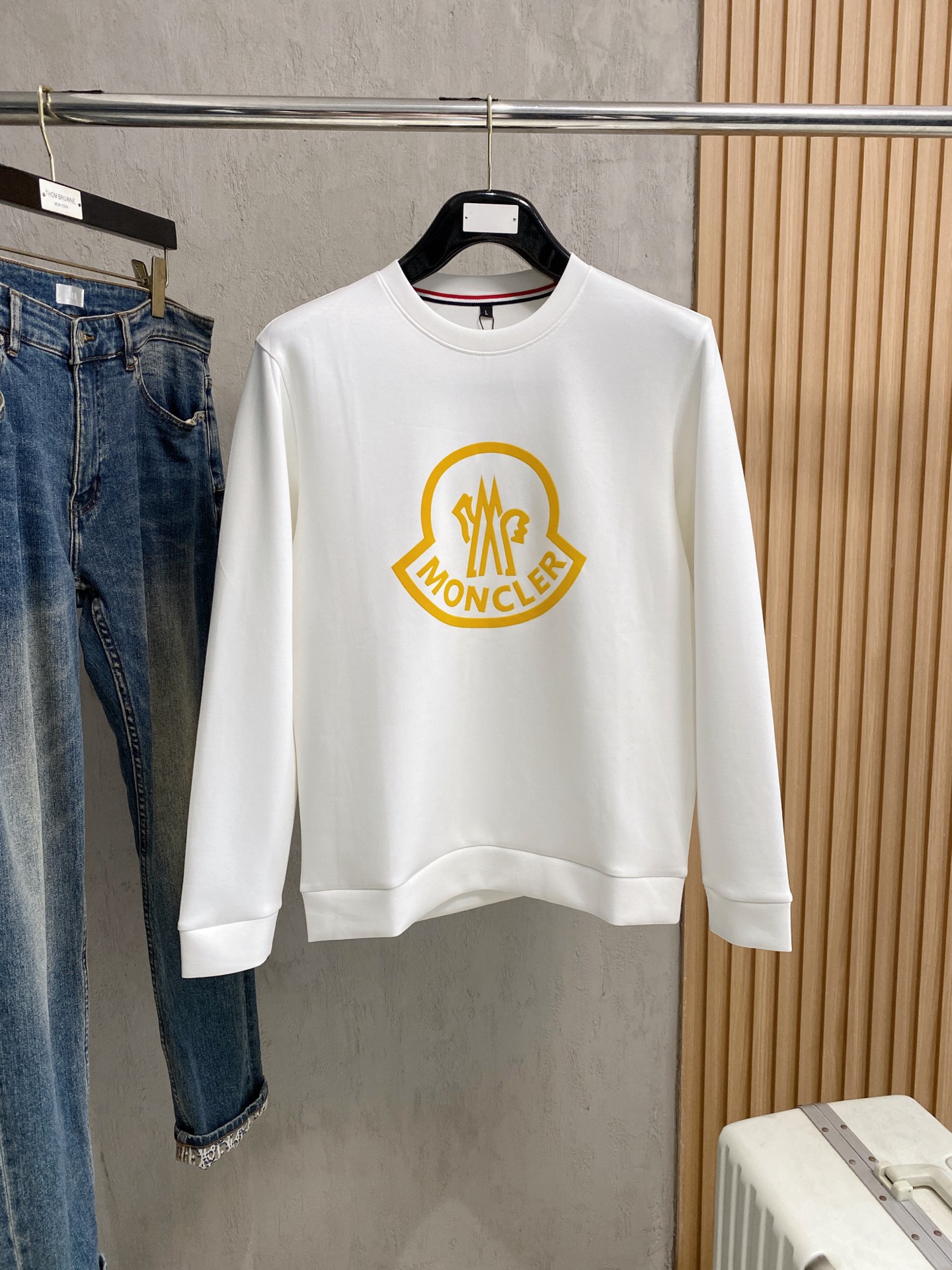 蒙口 2025 秋冬新款卫衣面料：丝光莫代尔棉颜色：多颜色尺码：M-4XL