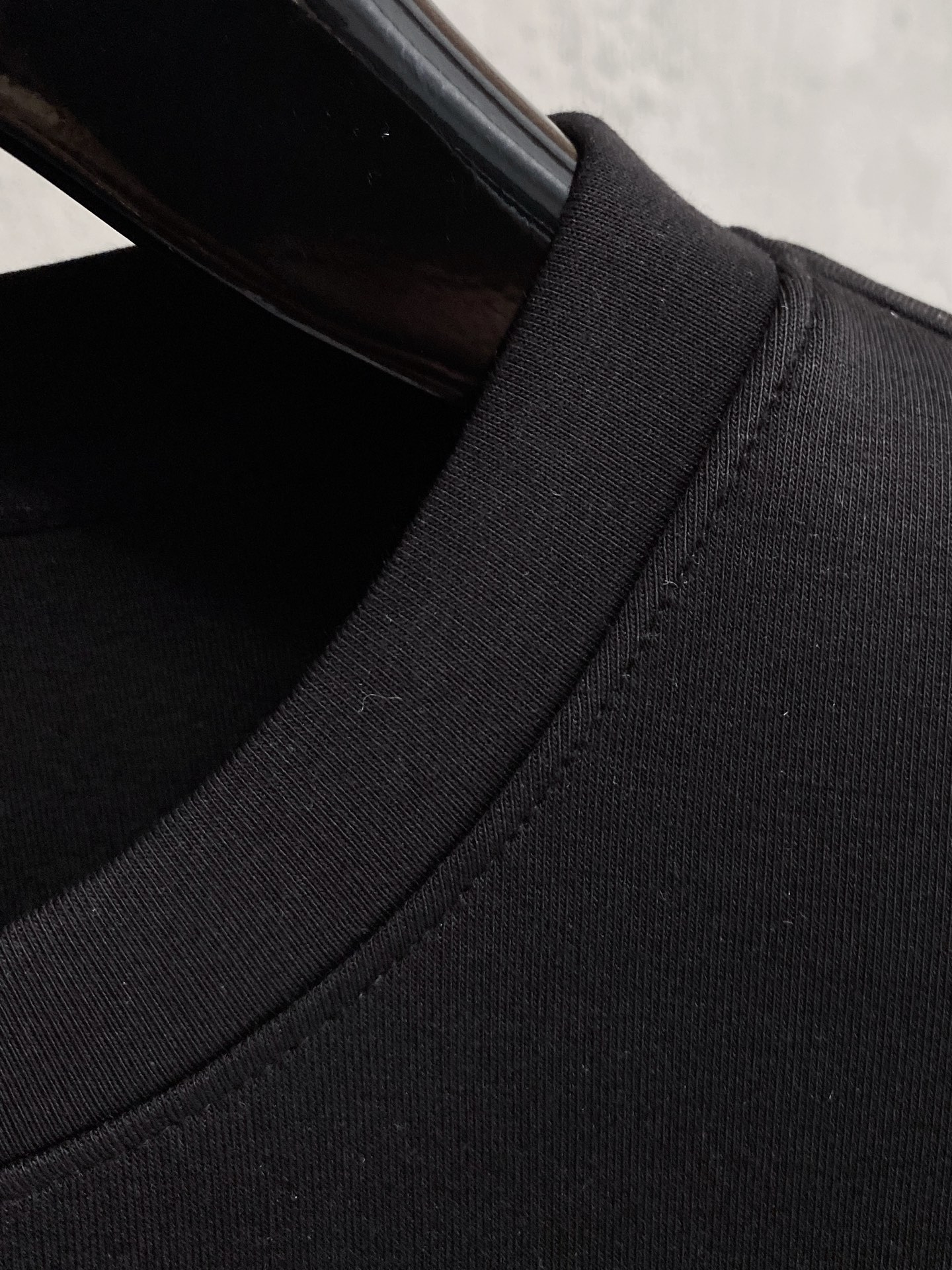 范思哲 2025 秋冬新款卫衣面料：丝光莫代尔棉颜色：多颜色尺码：M-4XL