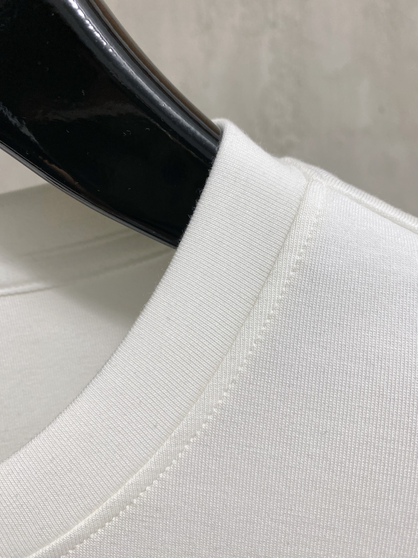 范思哲 2025 秋冬新款卫衣面料：丝光莫代尔棉颜色：多颜色尺码：M-4XL