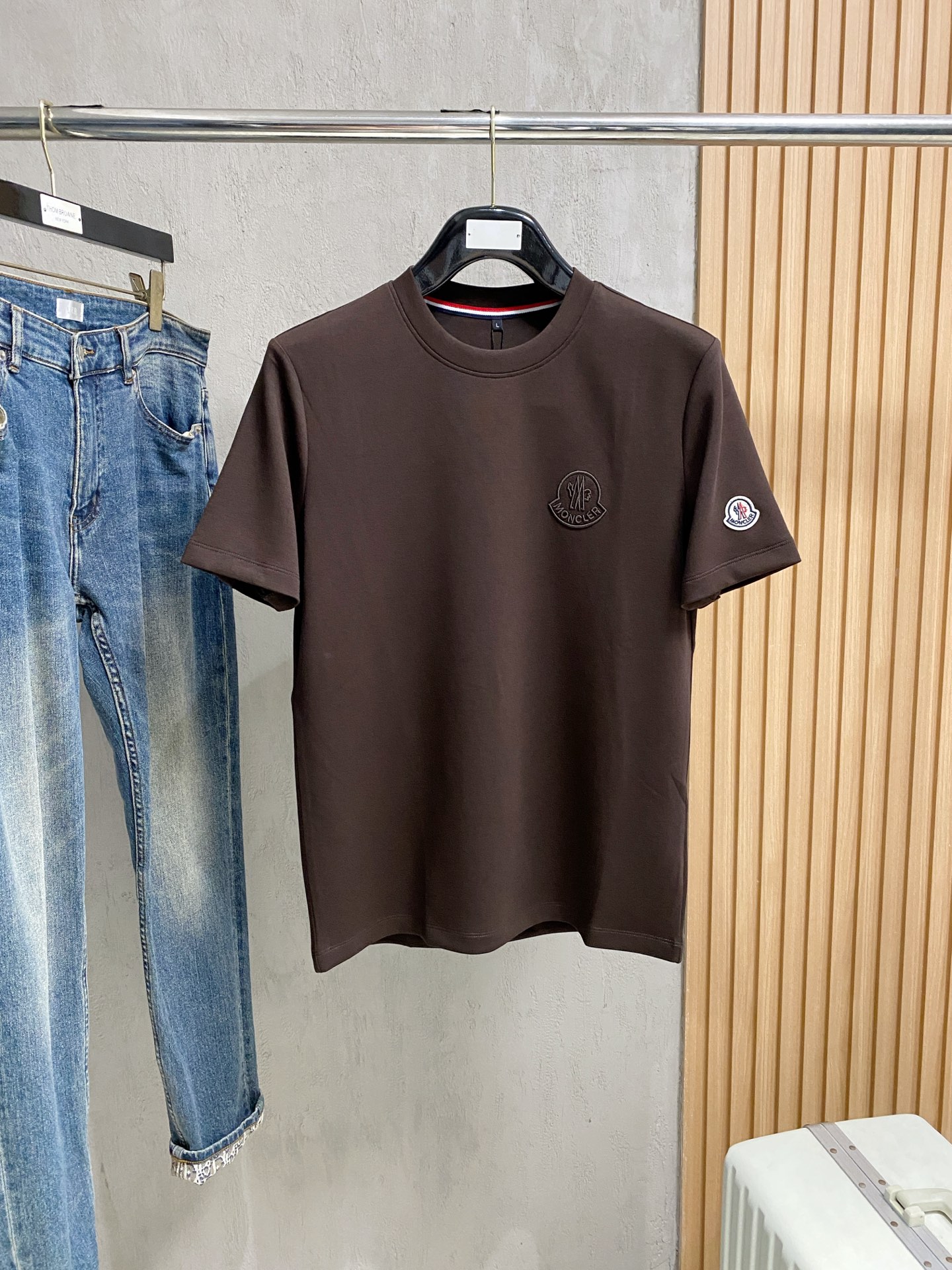 蒙口 2025 秋冬新款卫衣短袖面料：丝光莫代尔棉颜色：多颜色尺码：M-4XL