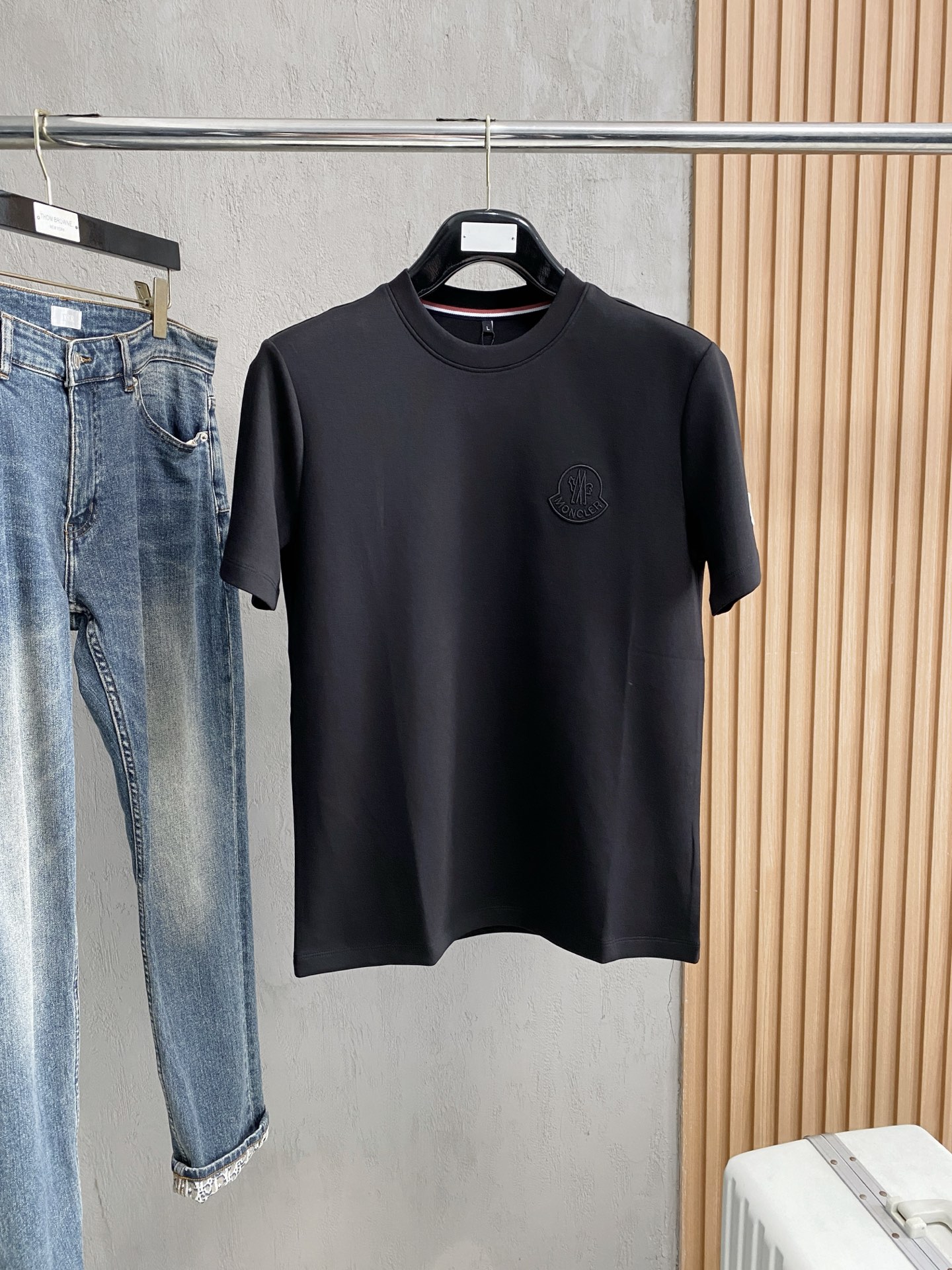 蒙口 2025 秋冬新款卫衣短袖面料：丝光莫代尔棉颜色：多颜色尺码：M-4XL