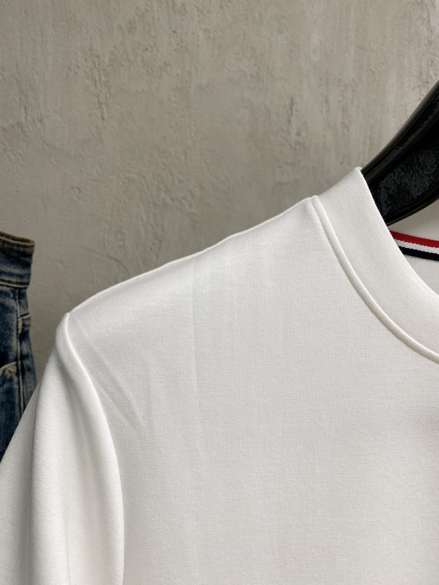 蒙口 2025 秋冬新款卫衣短袖面料：丝光莫代尔棉颜色：多颜色尺码：M-4XL