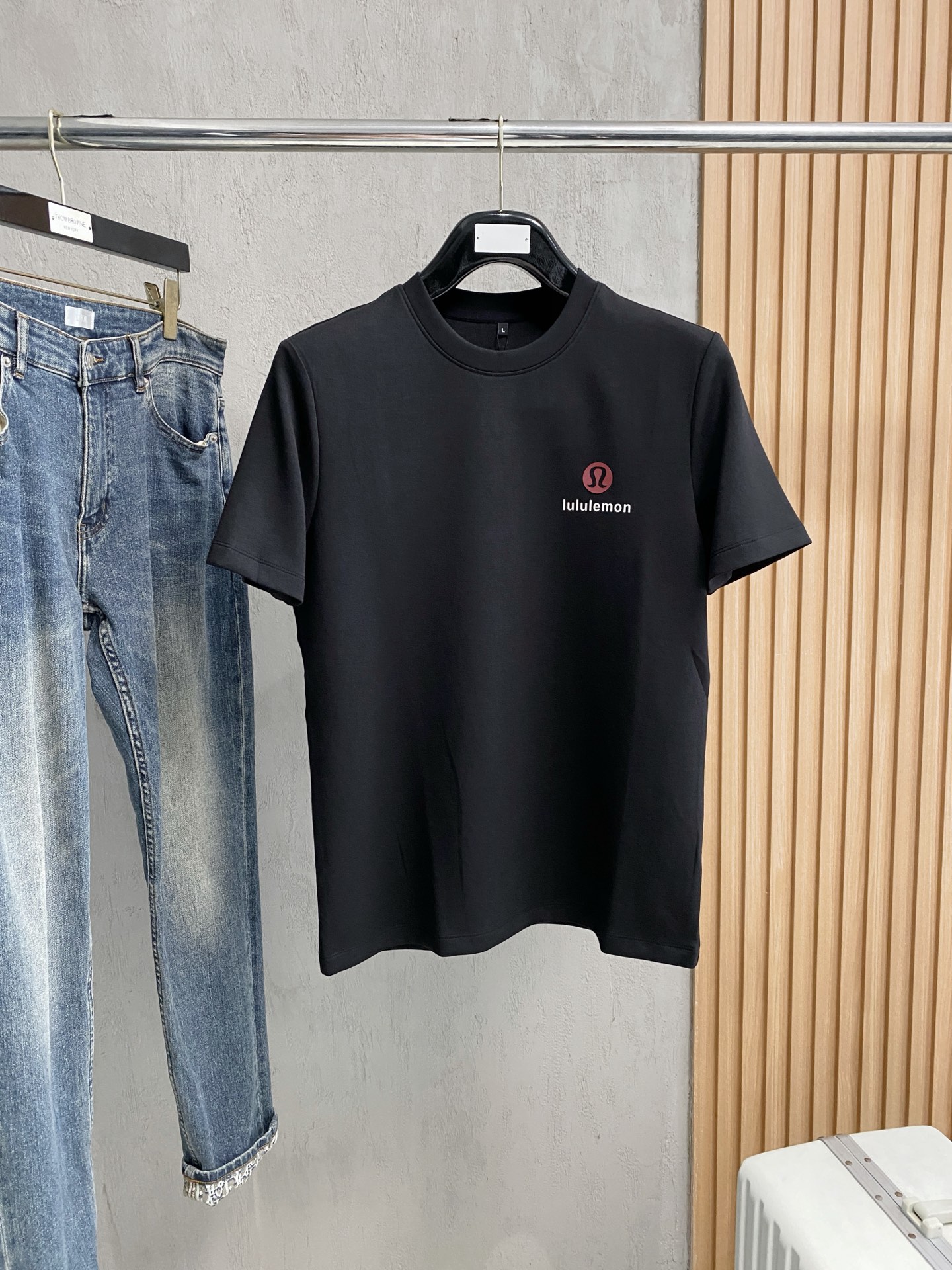 露露 2025 秋冬新款卫衣短袖面料：丝光莫代尔棉颜色：多颜色尺码：M-4XL