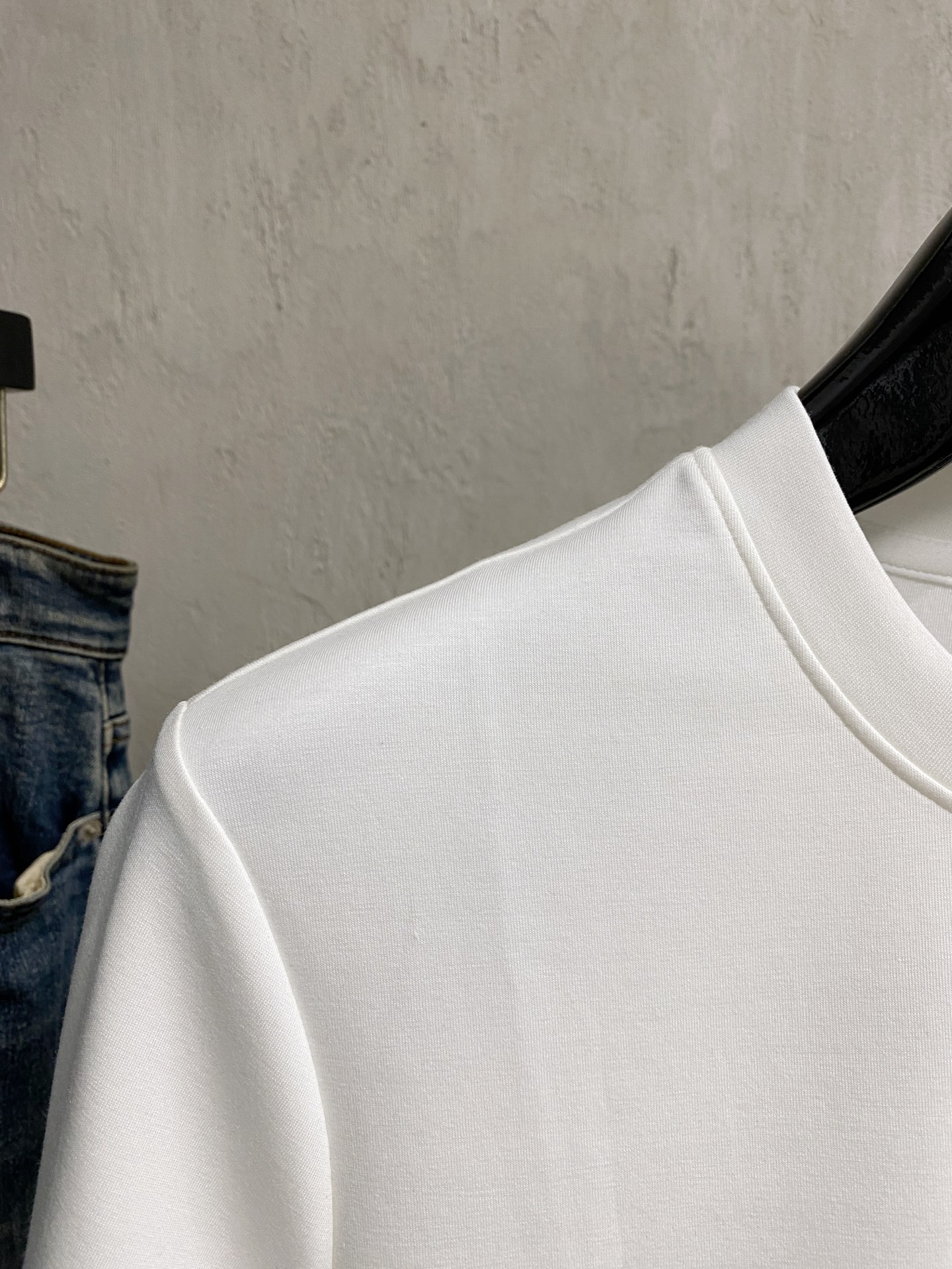 露露 2025 秋冬新款卫衣短袖面料：丝光莫代尔棉颜色：多颜色尺码：M-4XL