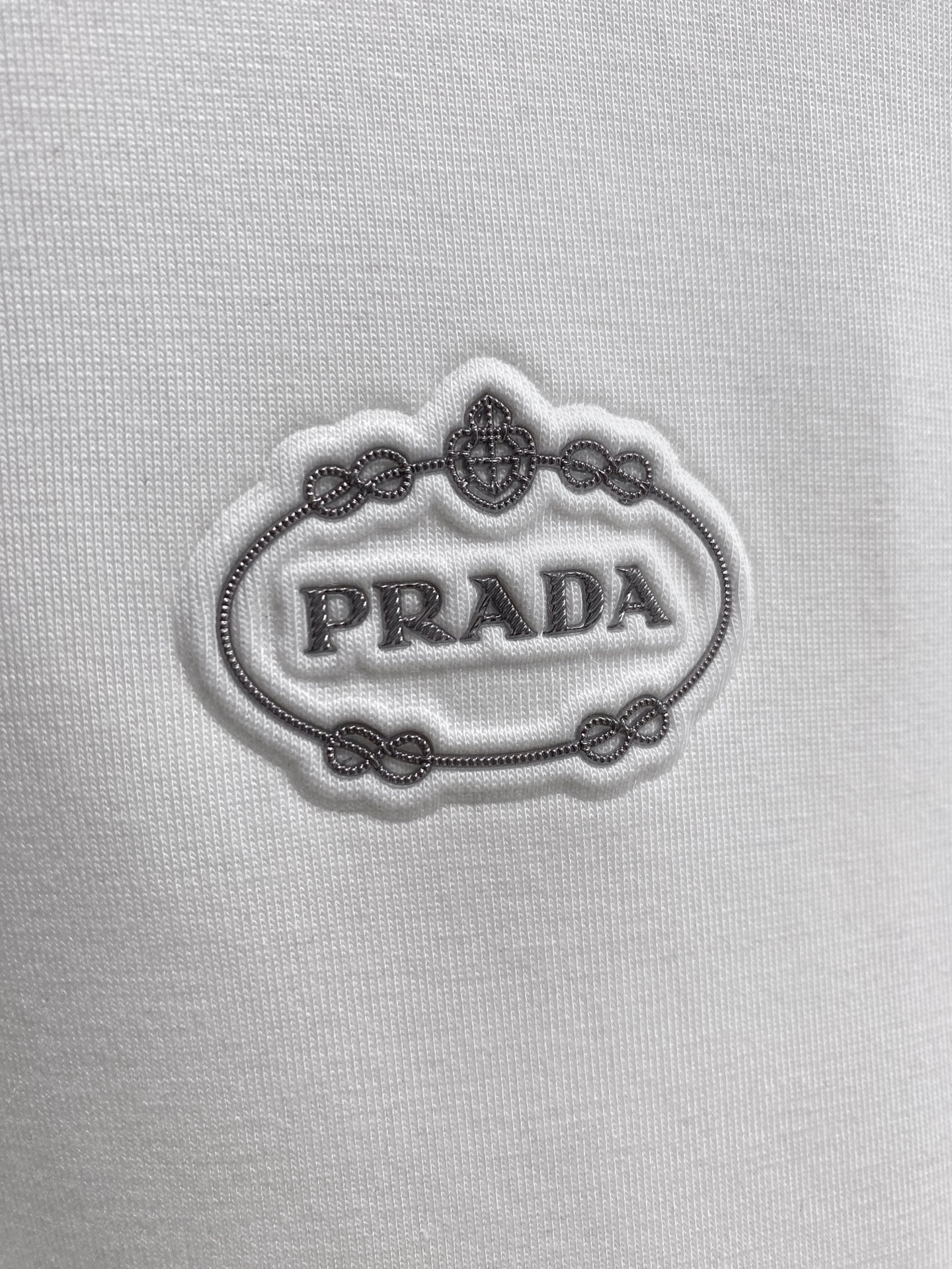 普拉达 2025 秋冬新款卫衣面料：丝光莫代尔棉颜色：多颜色尺码：M-4XL