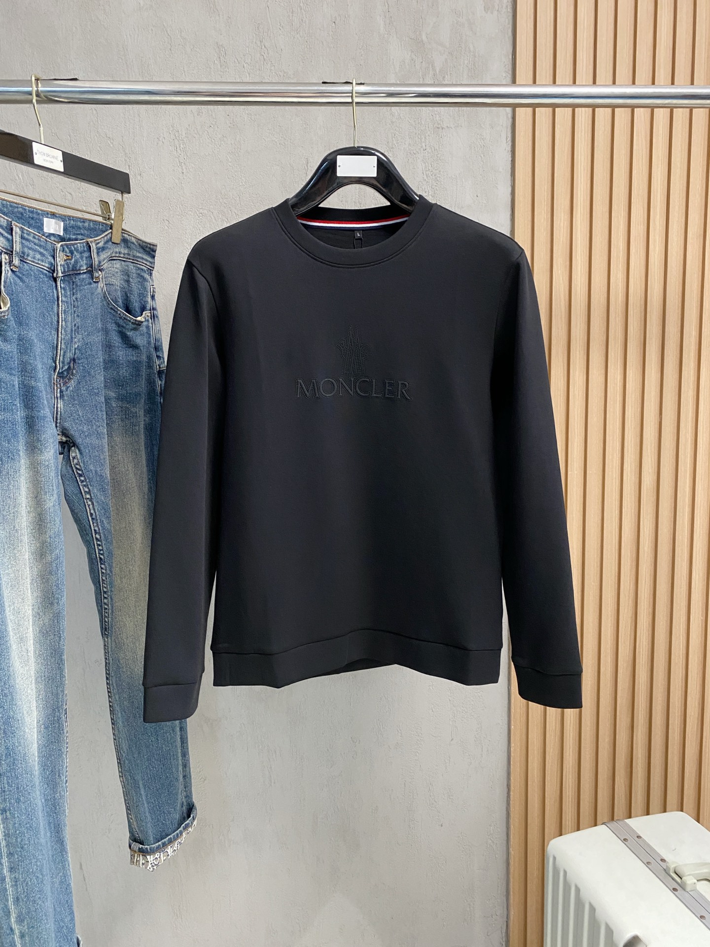 蒙口 2025 秋冬新款卫衣面料：丝光莫代尔棉颜色：多颜色尺码：M-4XL