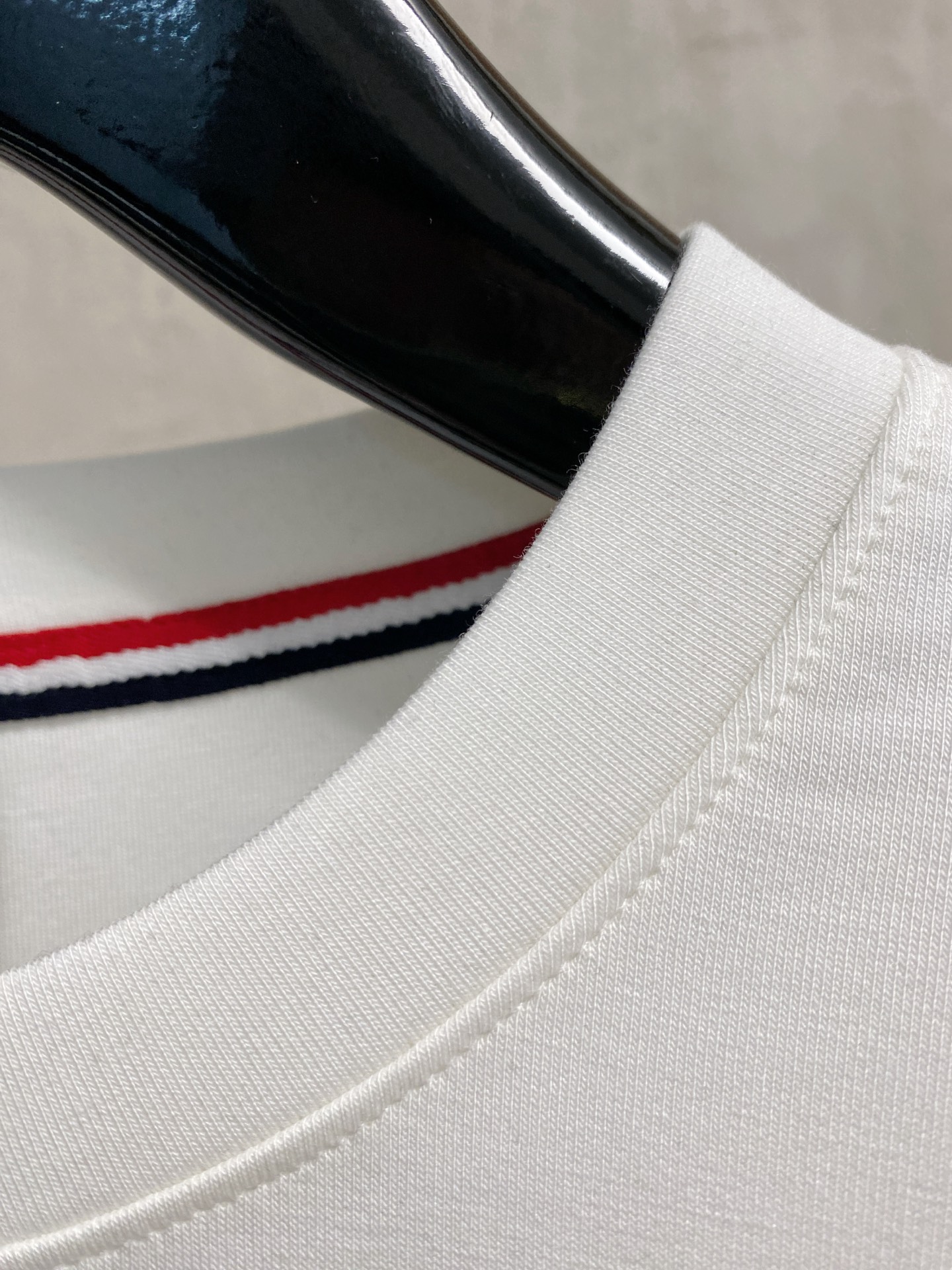 蒙口 2025 秋冬新款卫衣面料：丝光莫代尔棉颜色：多颜色尺码：M-4XL