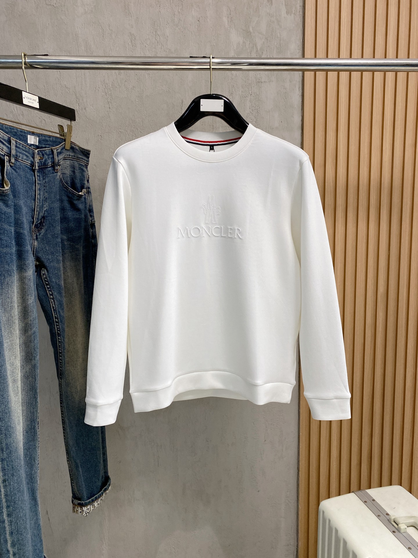 NO:531660,2025 new sweater fabric mercerized modal cotton multi-color size M-4XL, Moncler, hoodie, sweatshirts, alexander wang19860909蒙口 2025 秋冬新款卫衣 面料丝光莫代尔棉 颜色多颜色 尺码M-4XL,,Moncler,hoodie,sweatshirts,alexander wang,Men's clothing