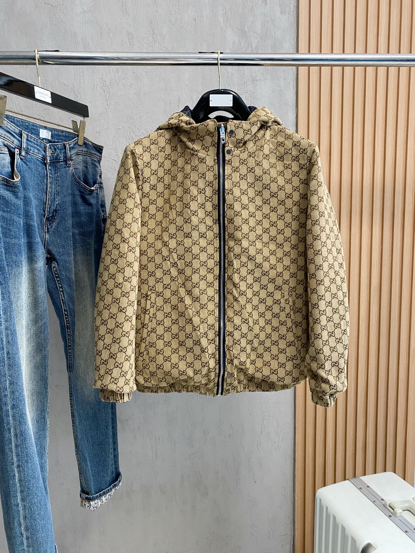 Gucci Reversible Hooded Jacket - Stylish & Versatile Outerwear 3 i1756216936274 1708 0 1