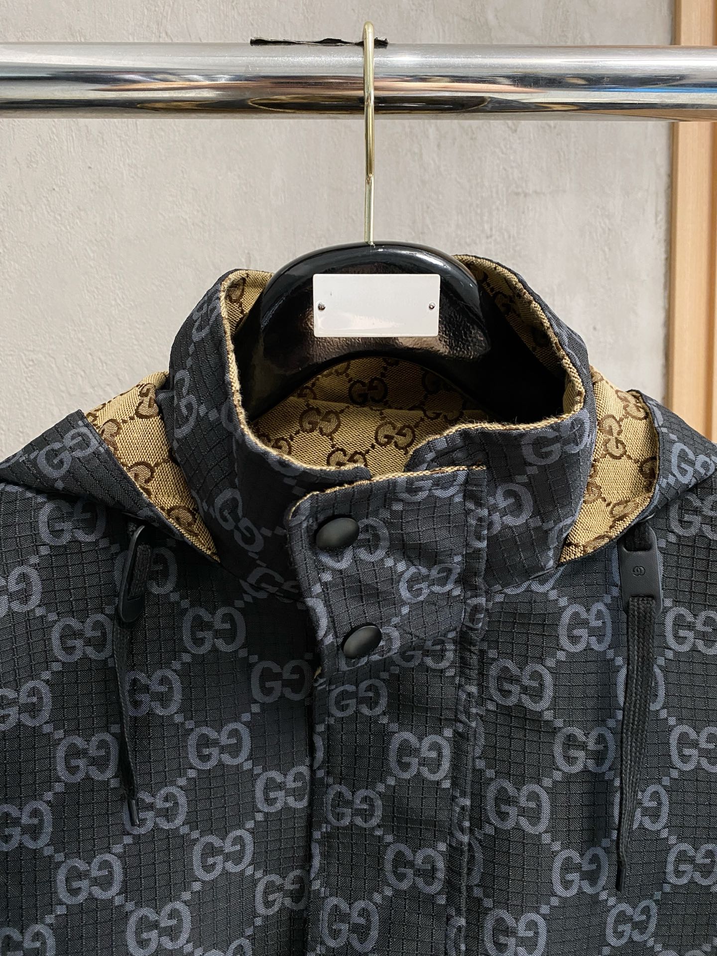 Gucci Reversible Hooded Jacket - Stylish & Versatile Outerwear 4 i1756216937914 9353 0 2