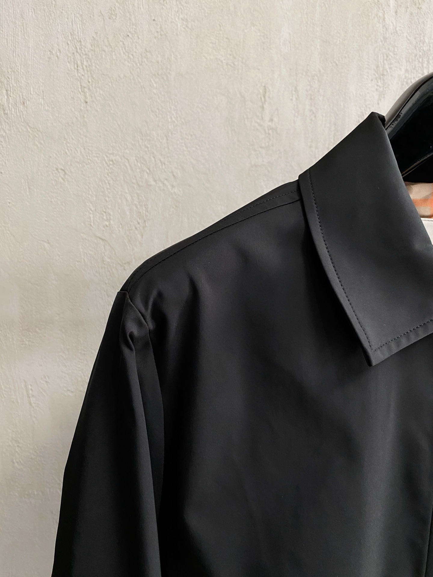 Burberry Men's Black Lightweight Jacket, Casual Style, All-Weather Comfort 5 i1756217036865 7448 0 2