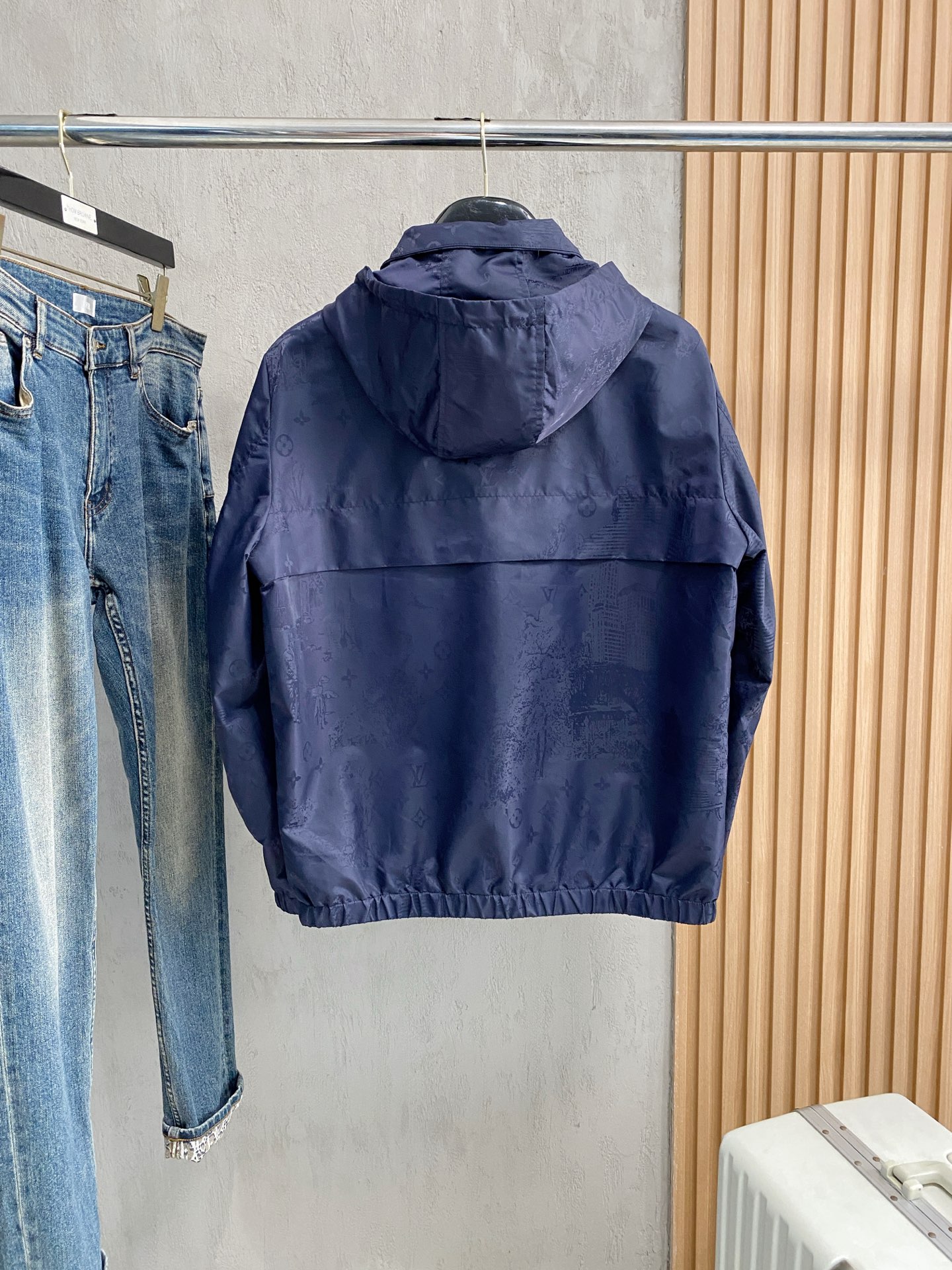 i1756217180778 9492 0 8