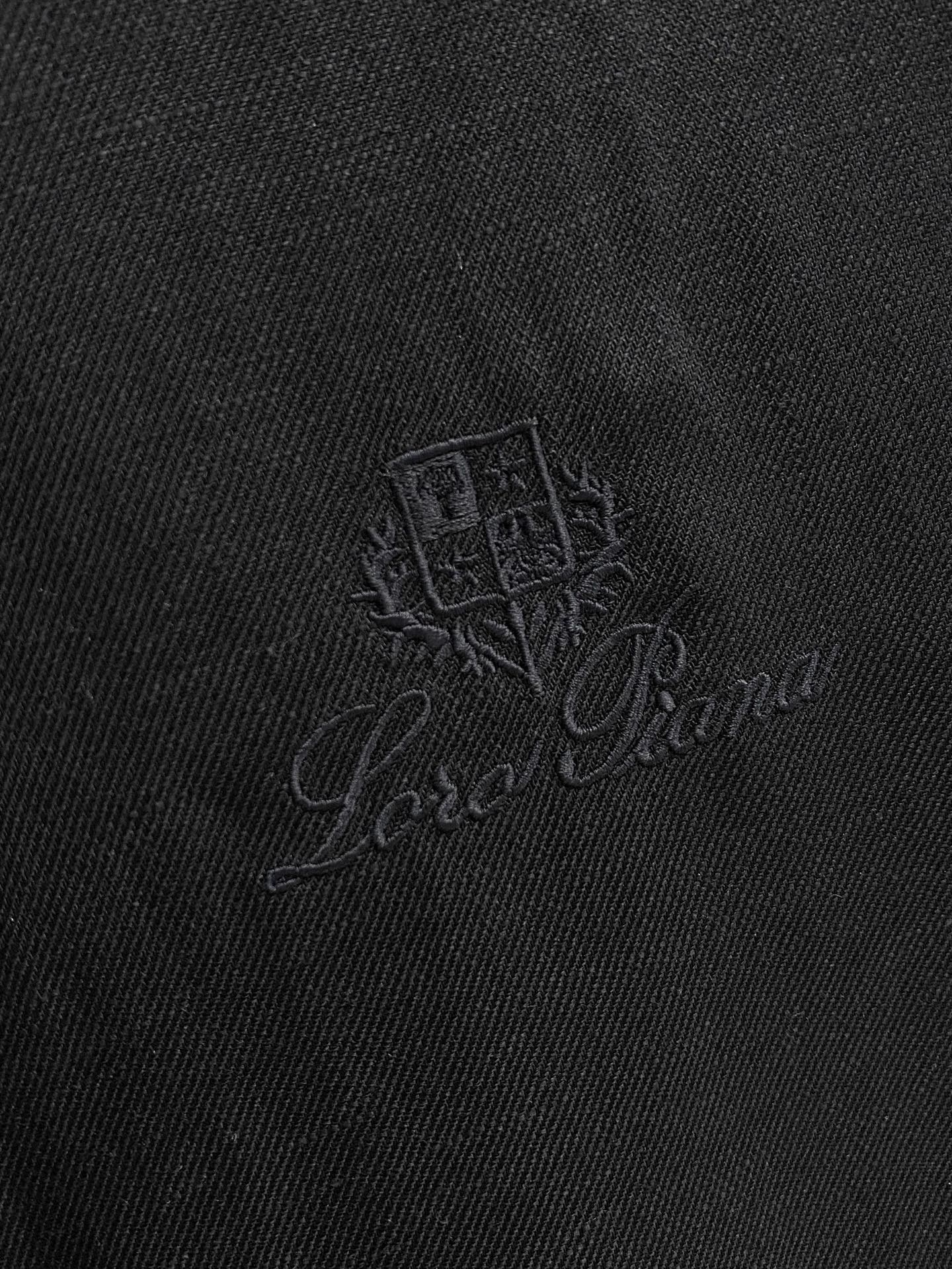 Loro Piana Lightweight Hooded Jacket - Stylish, Comfortable, and Wrinkle-Resistant 4 i1756217201696 1017 0 4