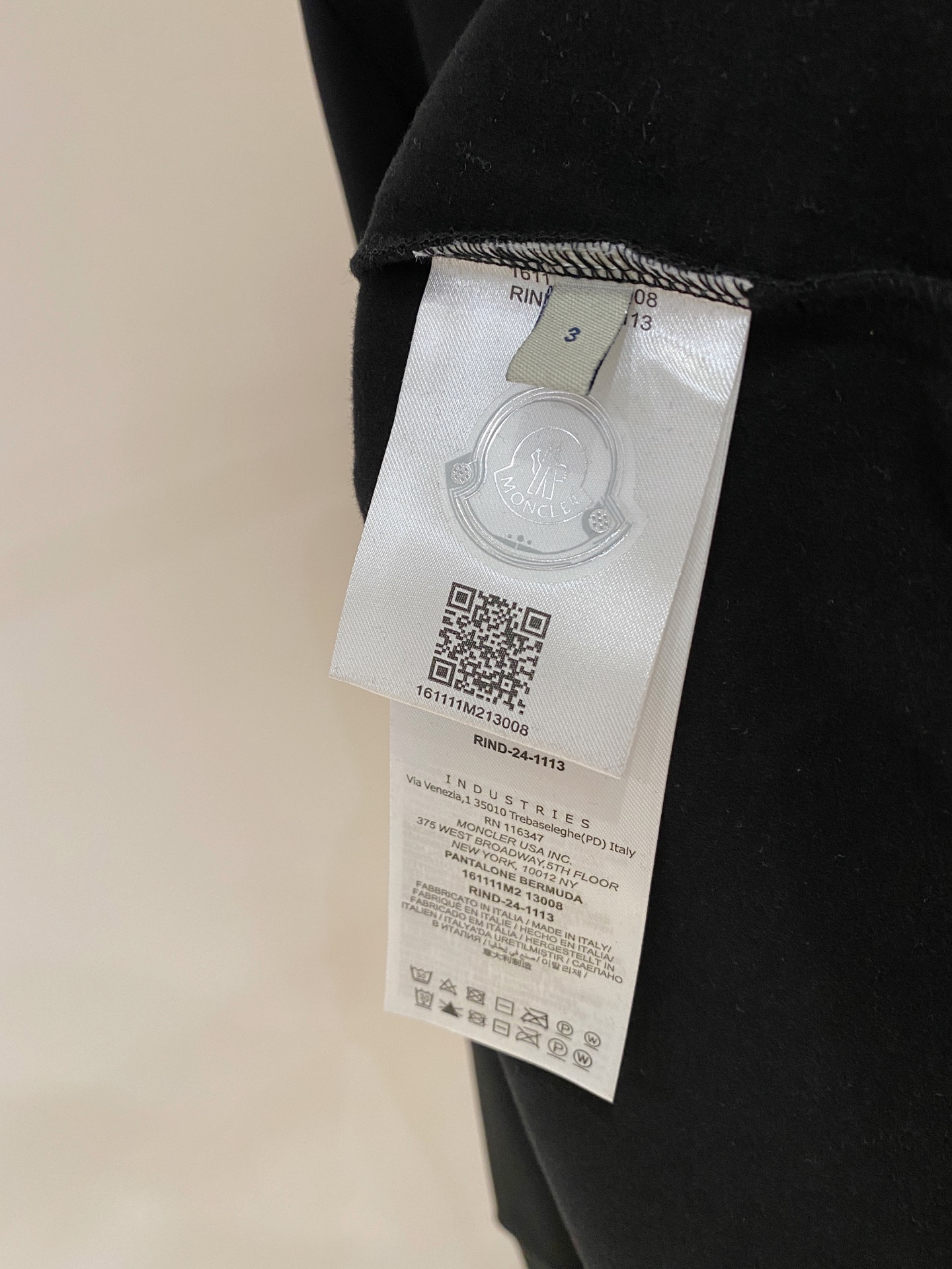 蒙家 2025秋冬男士最新的贸易订单打底衫，全品相！！采用logo图案刺绣设计！定制婴儿绒面料！上身舒适