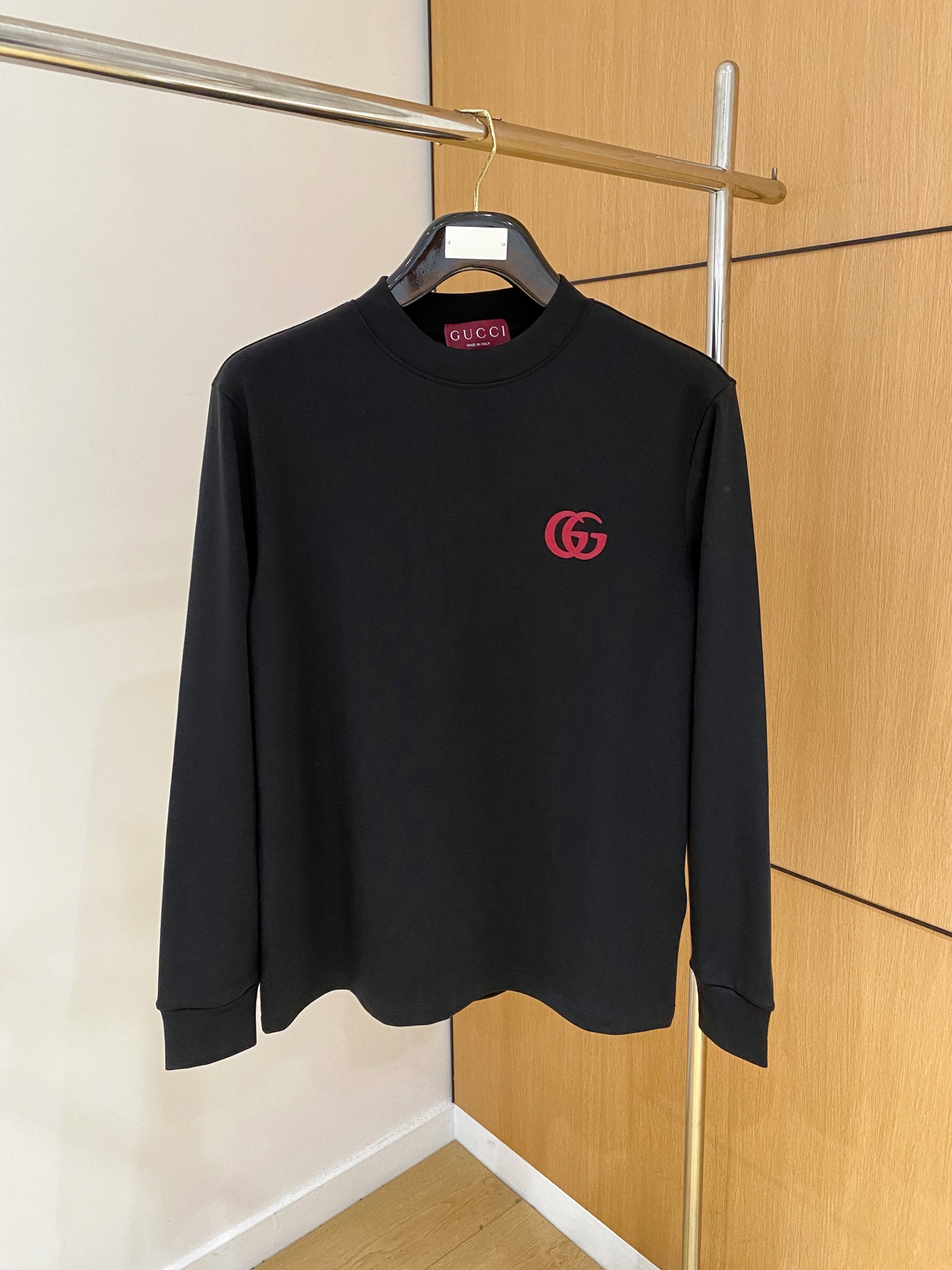 G家 2025秋冬男士最新的贸易订单打底衫，全品相！！采用logo图案刺绣设计！定制婴儿绒面料！上身舒适