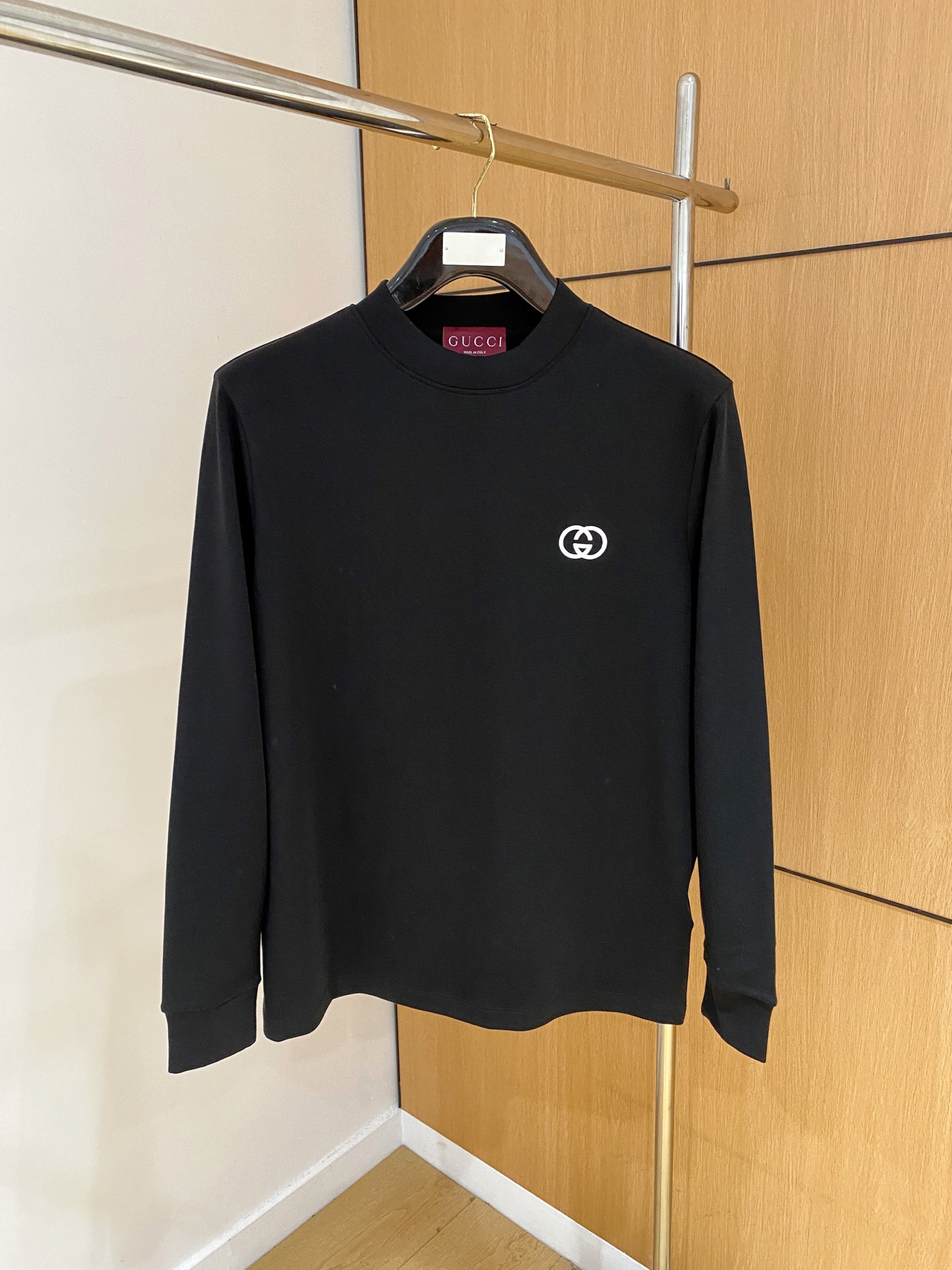 G家 2025秋冬男士最新的贸易订单打底衫，全品相！！采用logo图案刺绣设计！定制婴儿绒面料！上身舒适