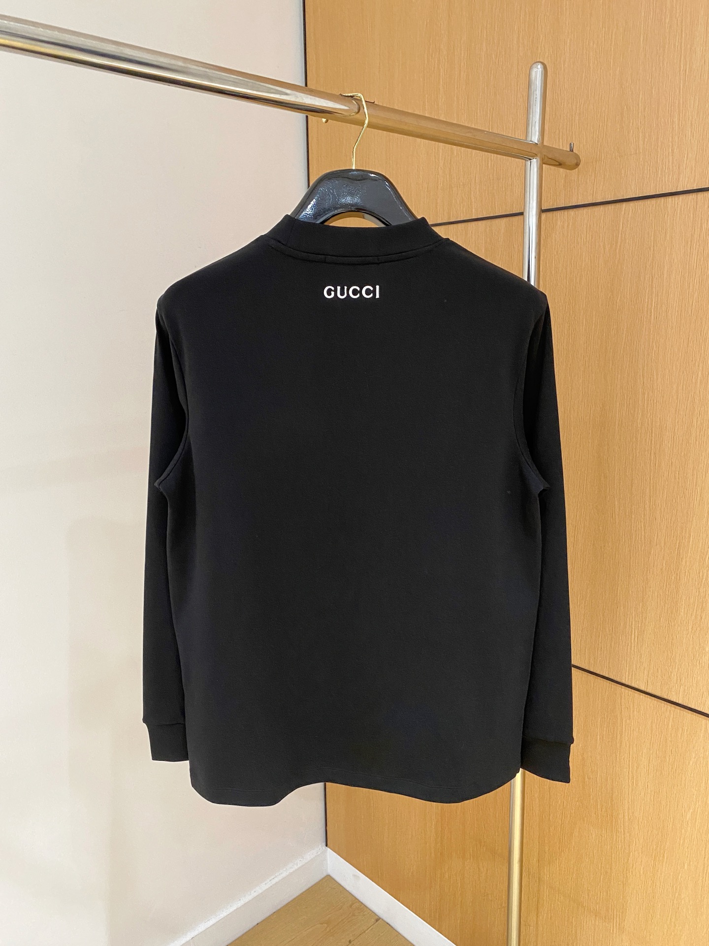 G家 2025秋冬男士最新的贸易订单打底衫，全品相！！采用logo图案刺绣设计！定制婴儿绒面料！上身舒适