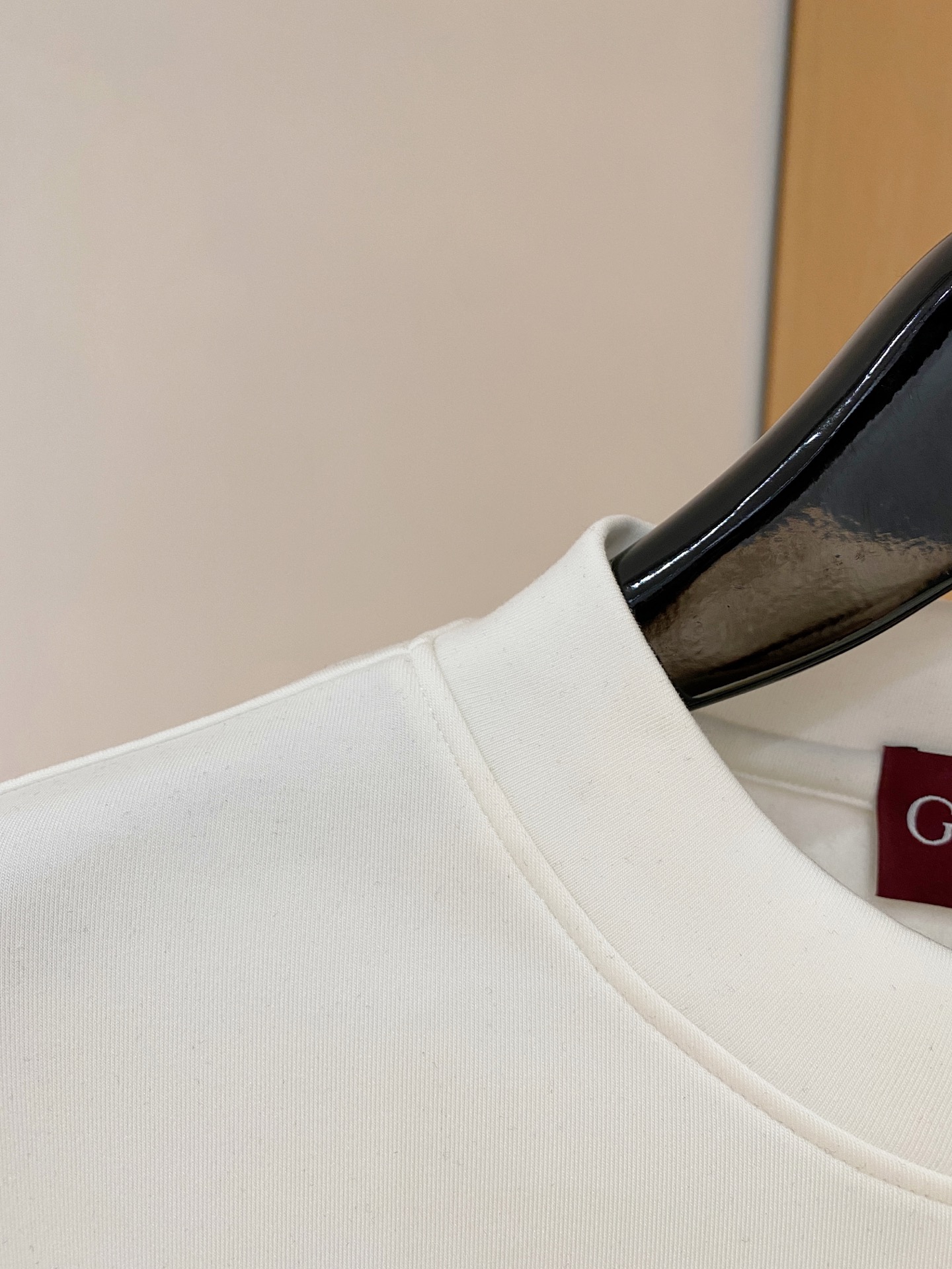 G家 2025秋冬男士最新的贸易订单打底衫，全品相！！采用logo图案刺绣设计！定制婴儿绒面料！上身舒适