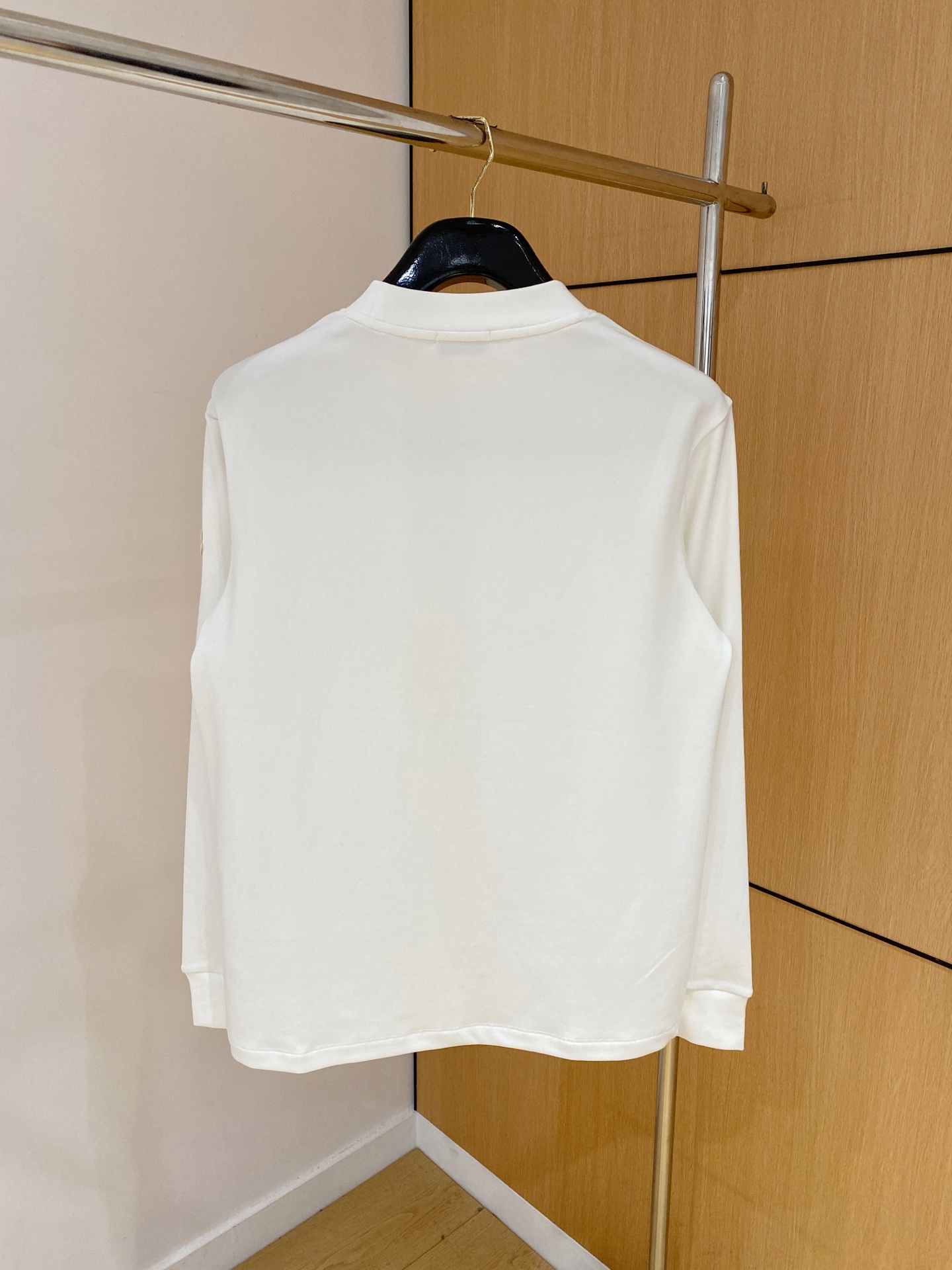 G家 2025秋冬男士最新的贸易订单打底衫，全品相！！采用logo图案刺绣设计！定制婴儿绒面料！上身舒适