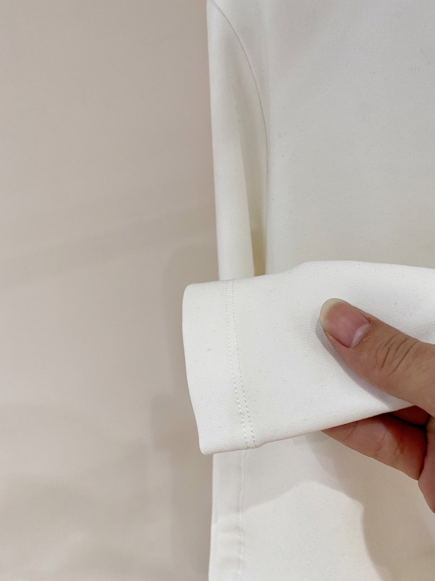 G家 2025秋冬男士最新的贸易订单打底衫，全品相！！采用logo图案刺绣设计！定制婴儿绒面料！上身舒适