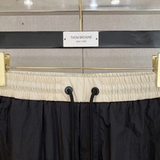 ❤️ 蒙口2025ss秋冬新品 男士精品休闲裤顶级面料休闲裤,最新款上身版型无敌正!绝对可以闭眼收的一 ❤️ 蒙口2025ss秋冬新品 男士精品休闲裤顶级面料休闲裤,最新款上身版型无敌正!绝对可以闭眼收的一