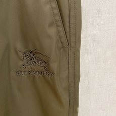 ❤️ 巴宝莉2025ss秋冬新品 男士精品休闲裤顶级面料休闲裤,最新款上身版型无敌正!绝对可以闭眼收的 ❤️ 巴宝莉2025ss秋冬新品 男士精品休闲裤顶级面料休闲裤,最新款上身版型无敌正!绝对可以闭眼收的