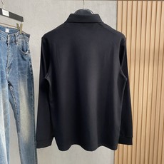 巴宝莉 25FW秋冬新款碳素磨绒毛平纹棉布圆领长Tee,男士胸前元素装饰圆领长袖T恤打底衫!贸易公司渠道 巴宝莉 25FW秋冬新款碳素磨绒毛平纹棉布圆领长Tee,男士胸前元素装饰圆领长袖T恤打底衫!贸易公司渠道