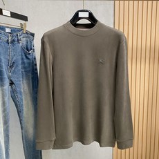 巴宝莉 25FW秋冬新款碳素磨绒毛平纹棉布圆领长Tee,男士胸前元素装饰圆领长袖T恤打底衫!贸易公司渠道 巴宝莉 25FW秋冬新款碳素磨绒毛平纹棉布圆领长Tee,男士胸前元素装饰圆领长袖T恤打底衫!贸易公司渠道