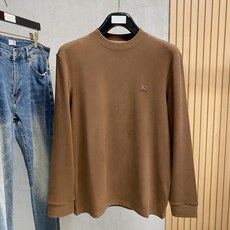 巴宝莉 25FW秋冬新款碳素磨绒毛平纹棉布圆领长Tee,男士胸前元素装饰圆领长袖T恤打底衫!贸易公司渠道 巴宝莉 25FW秋冬新款碳素磨绒毛平纹棉布圆领长Tee,男士胸前元素装饰圆领长袖T恤打底衫!贸易公司渠道